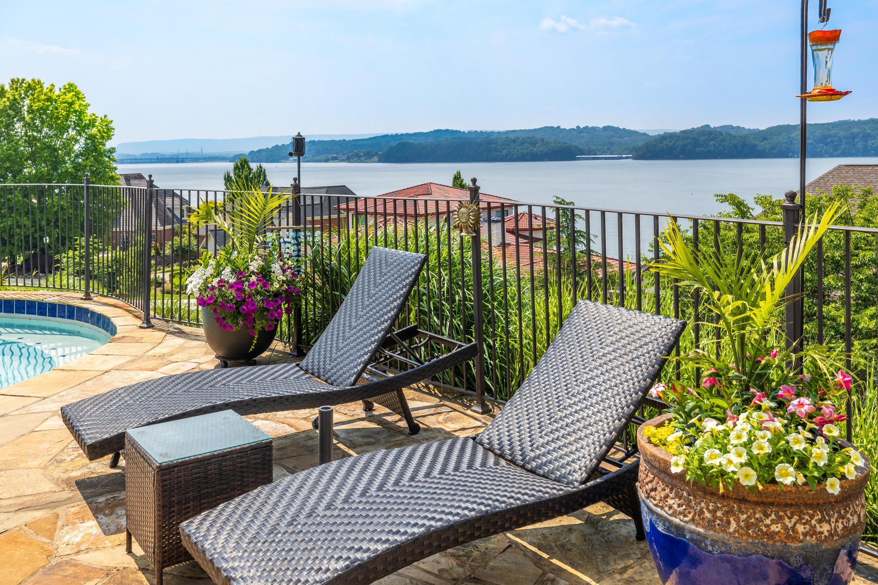 4388 Sailmaker Circle