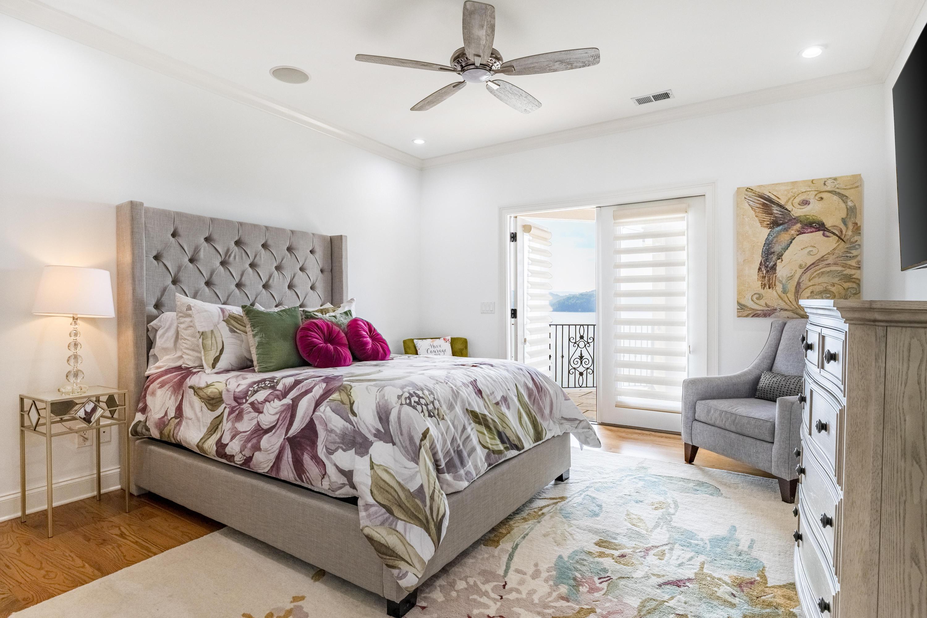 4388 Sailmaker Circle