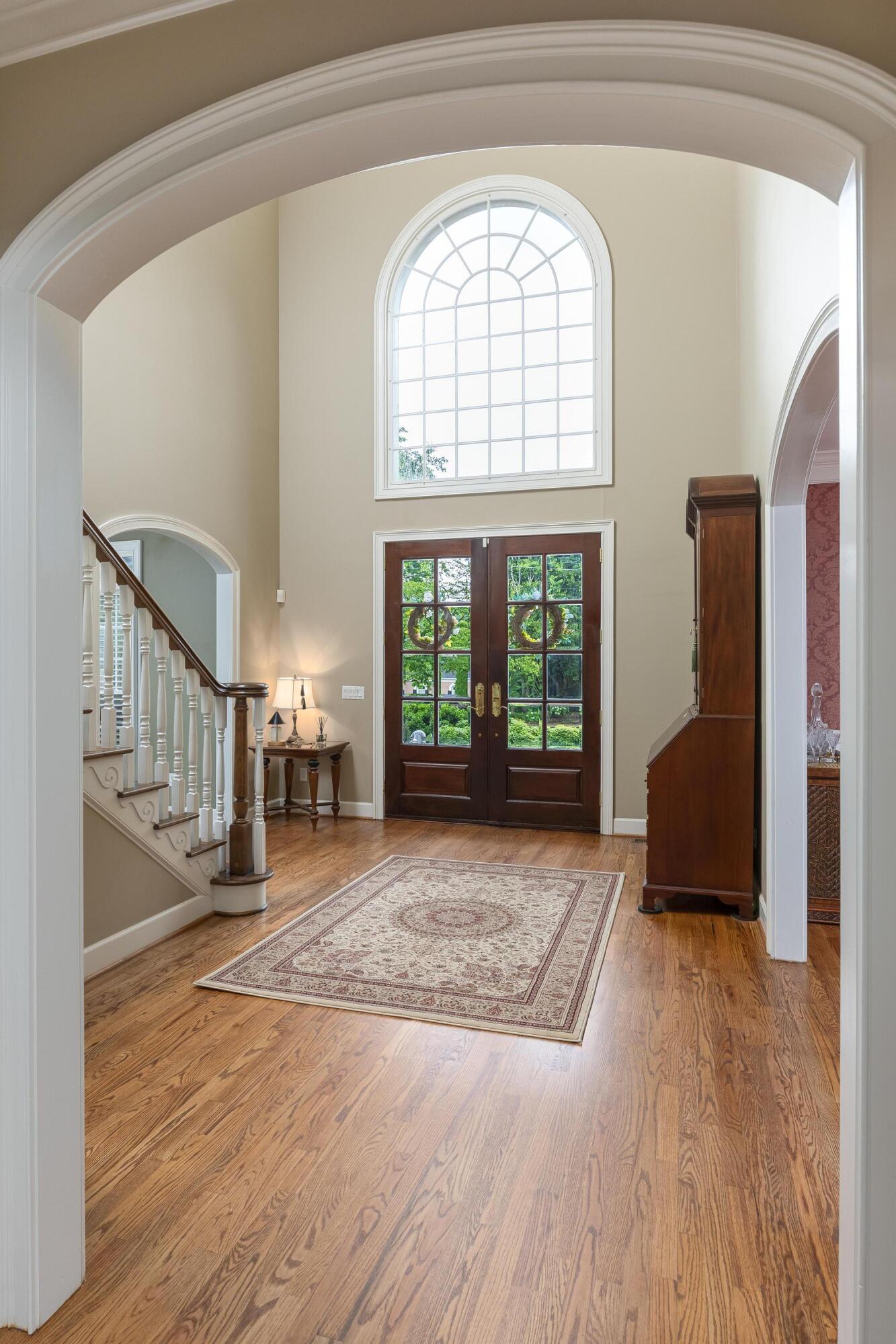 5532 Mountain Breeze Drive