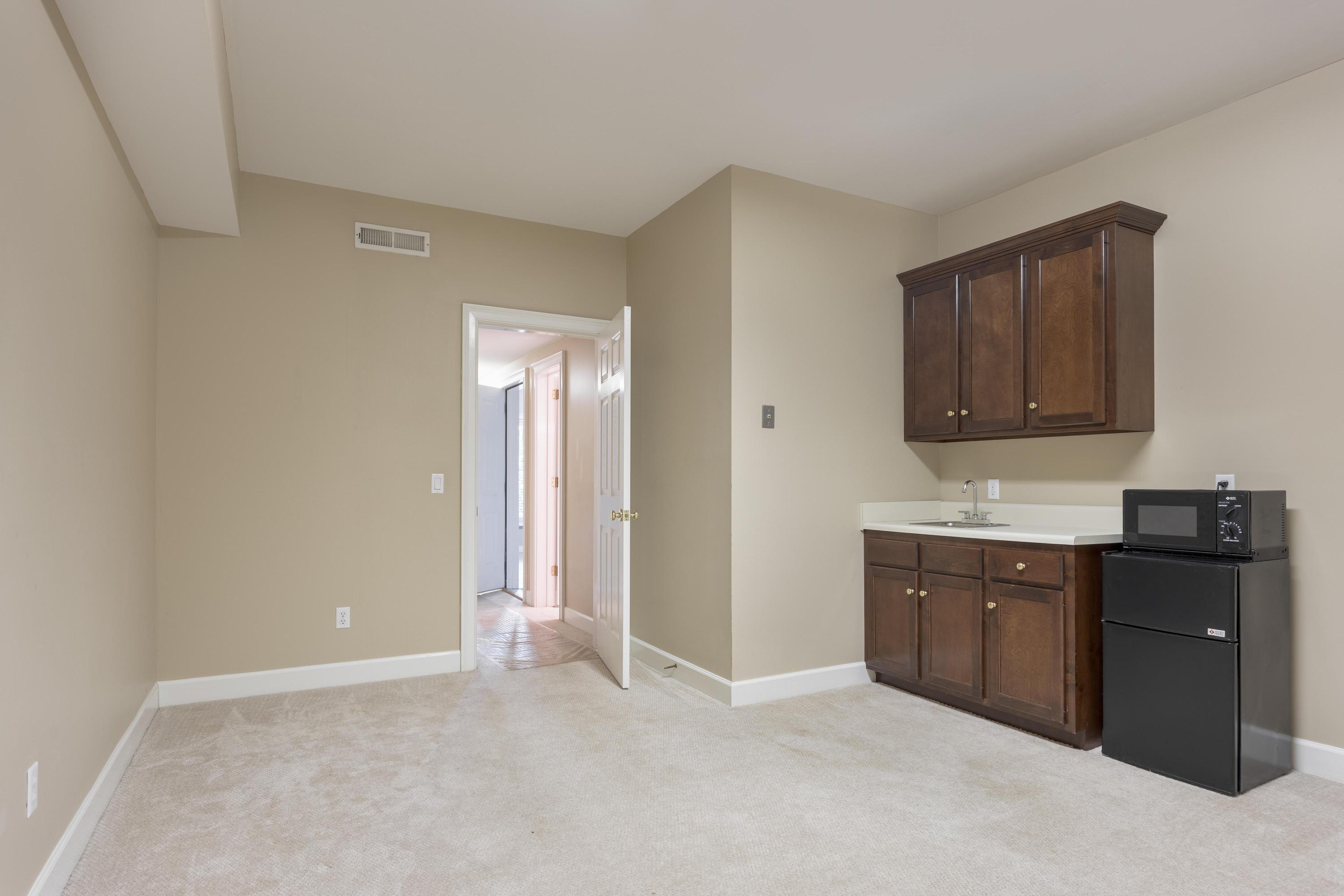 5532 Mountain Breeze Drive
