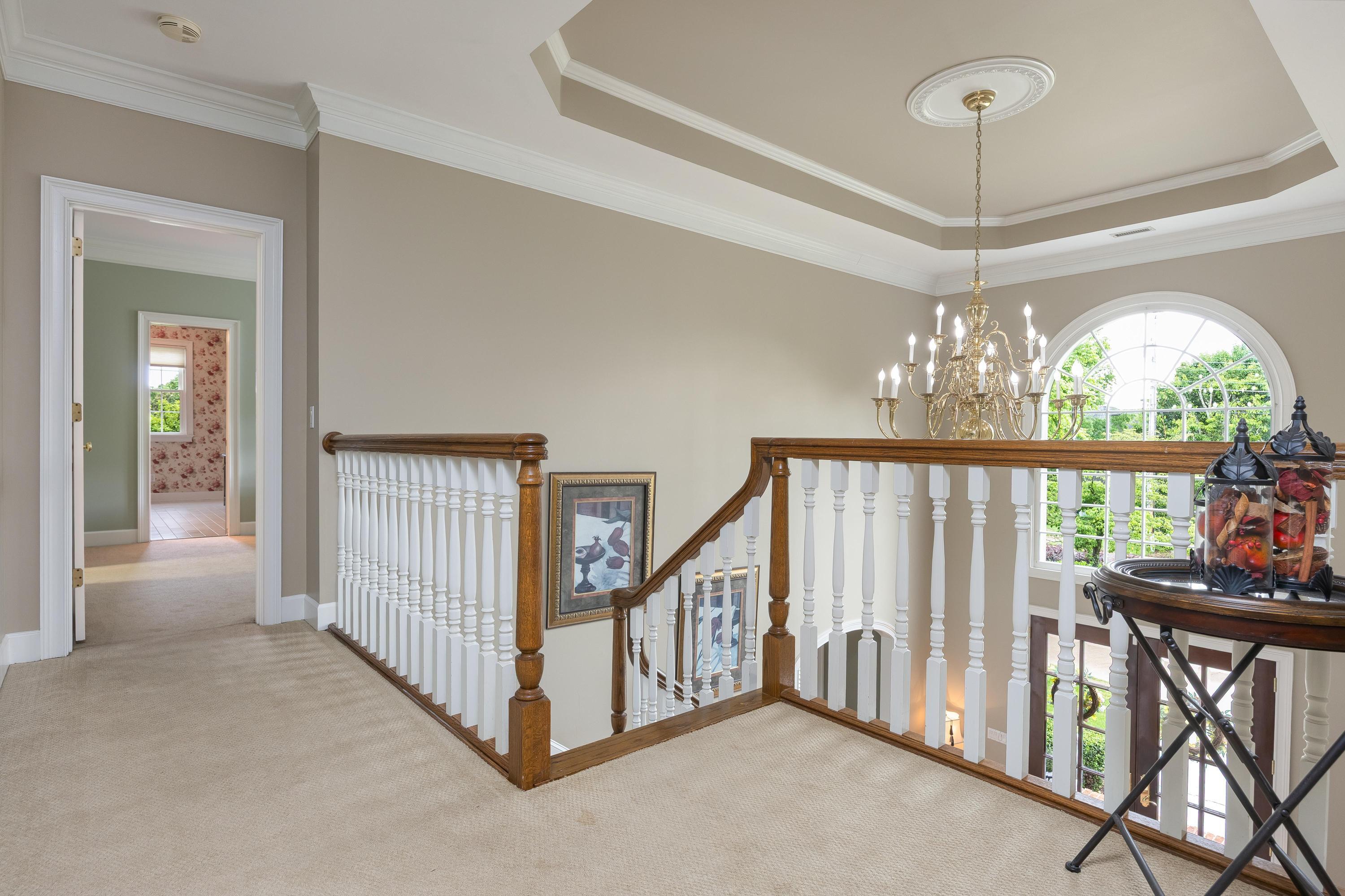 5532 Mountain Breeze Drive