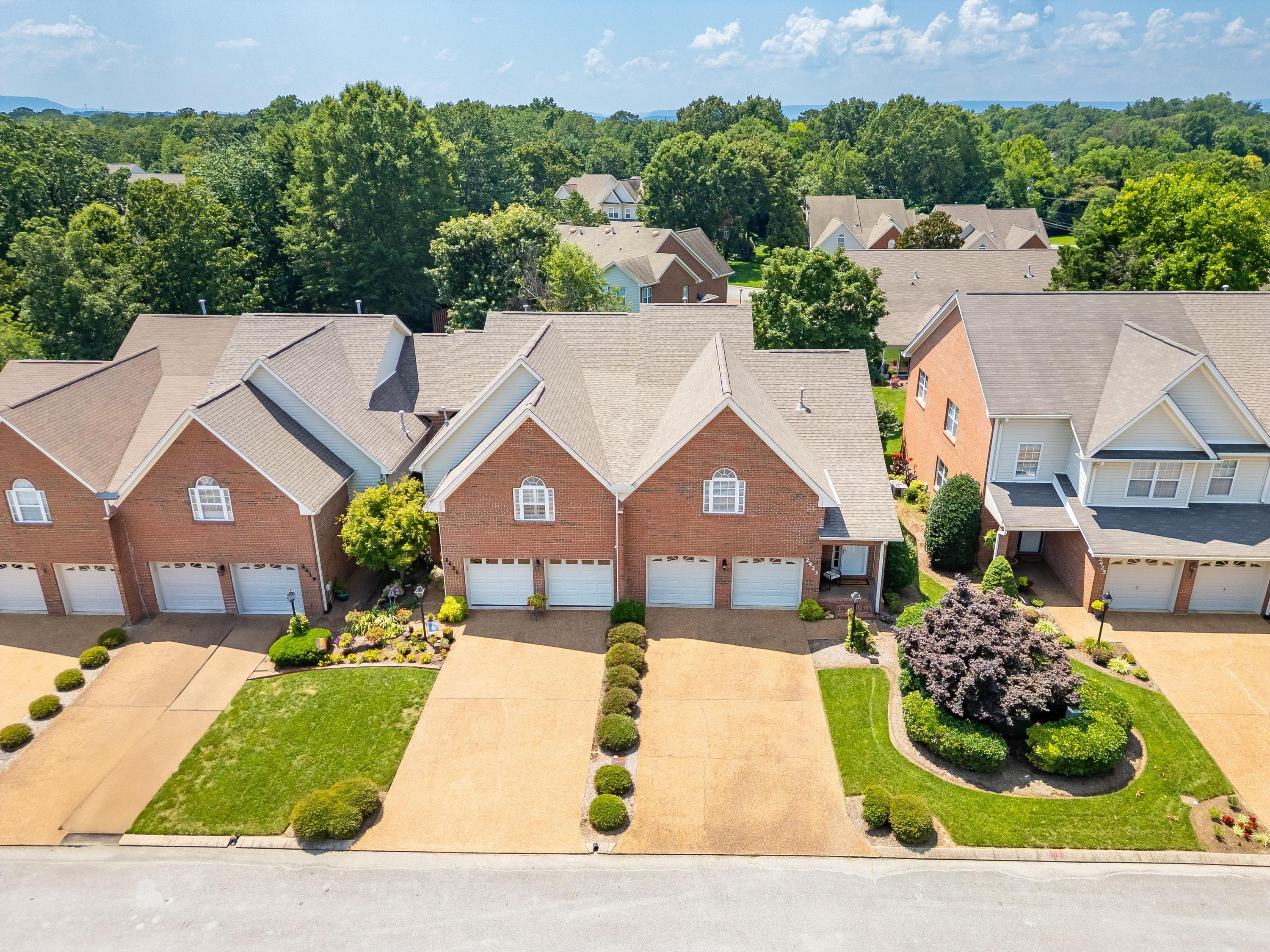 2423 Queens Lace Trail