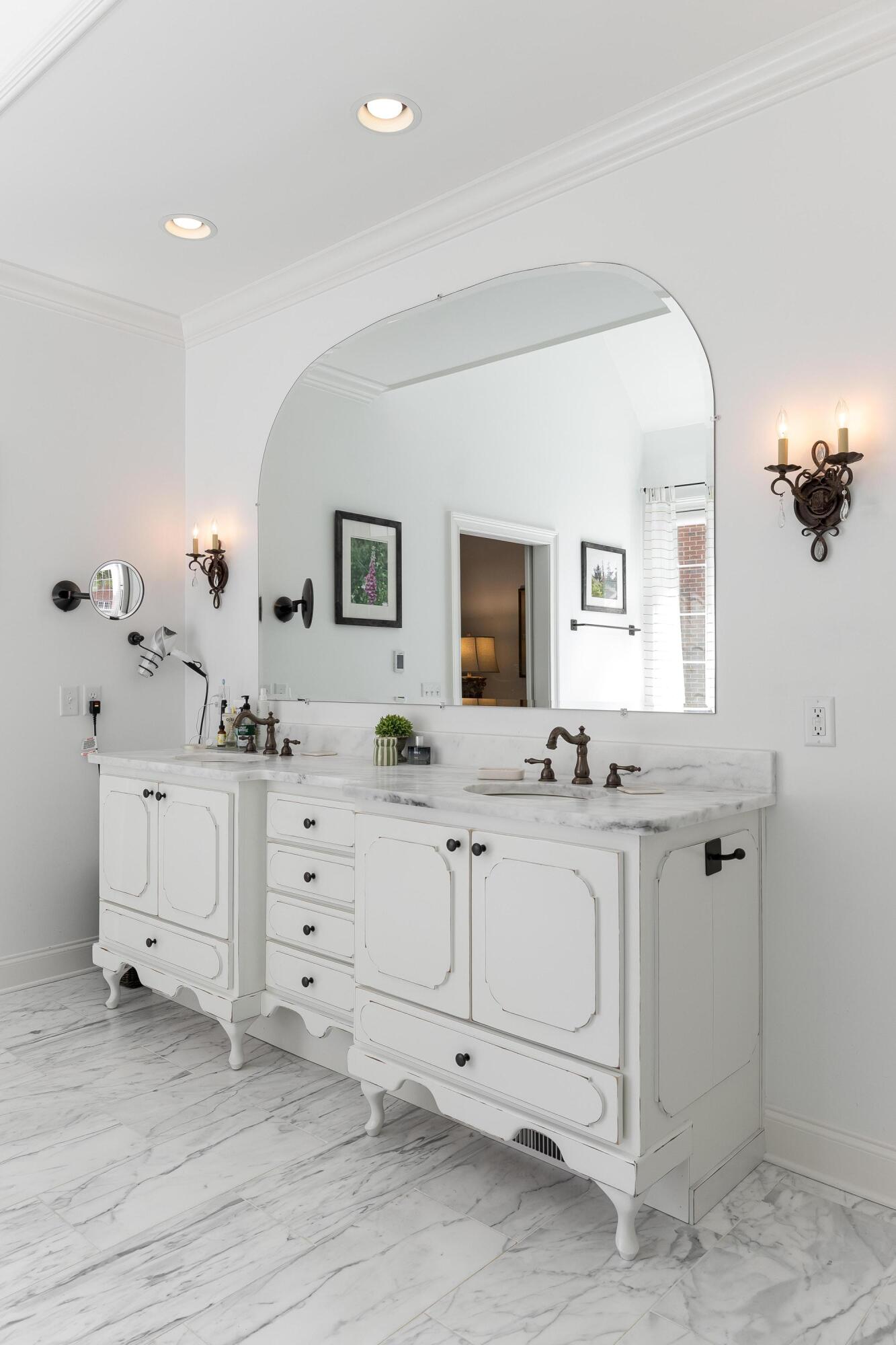 9431 Windrose Circle