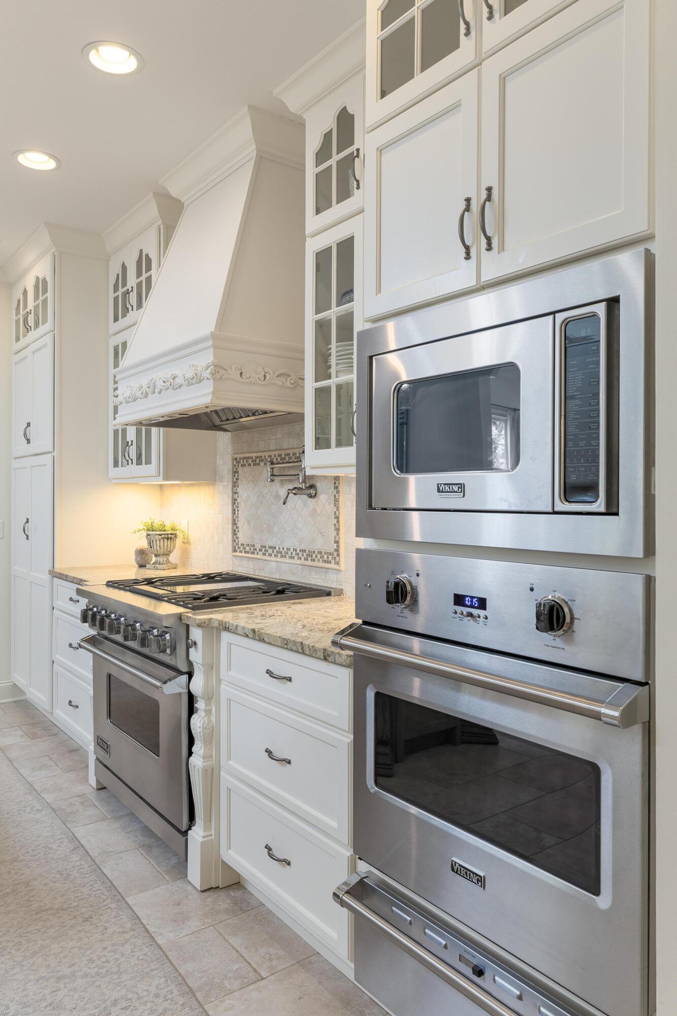 9431 Windrose Circle