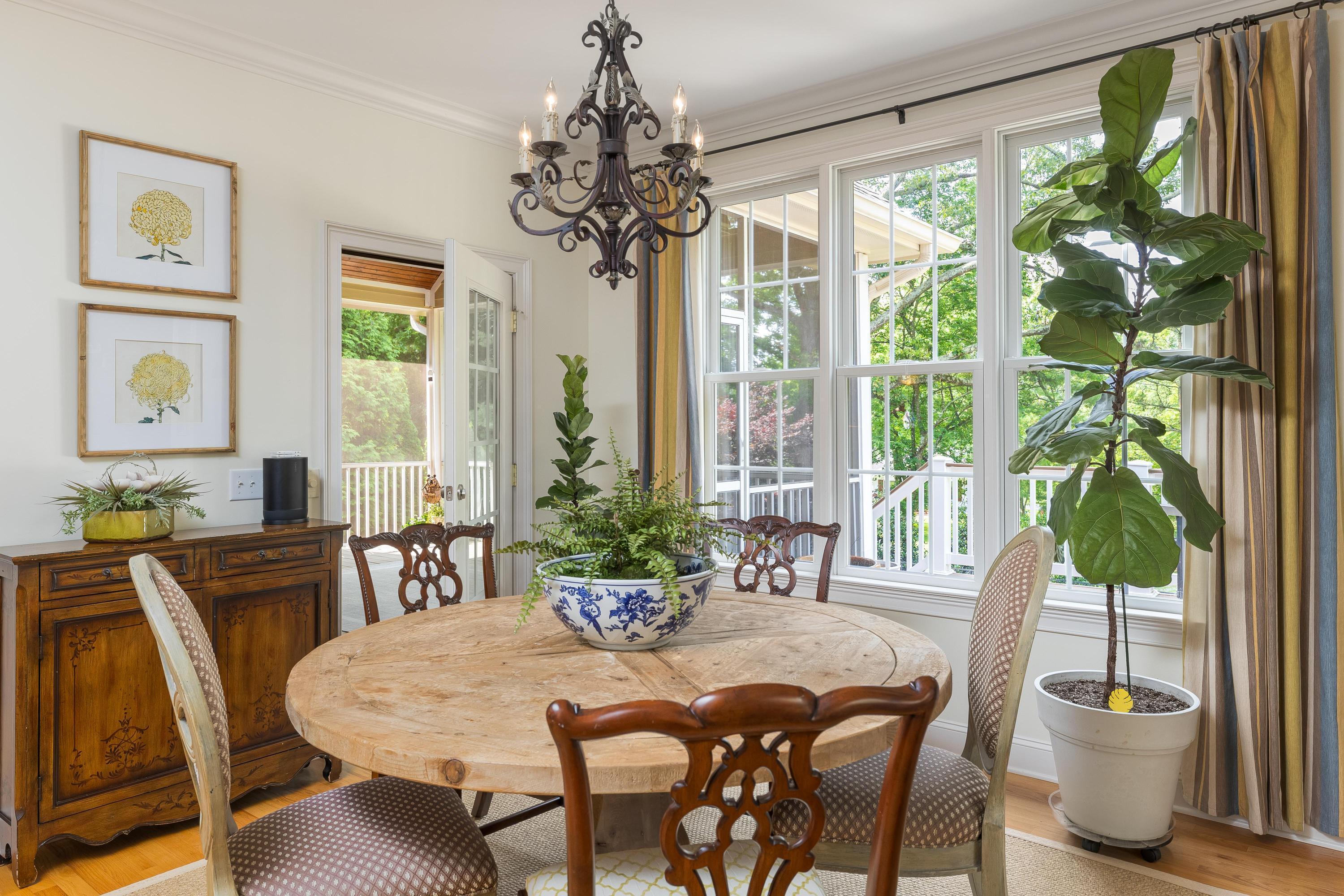 9431 Windrose Circle