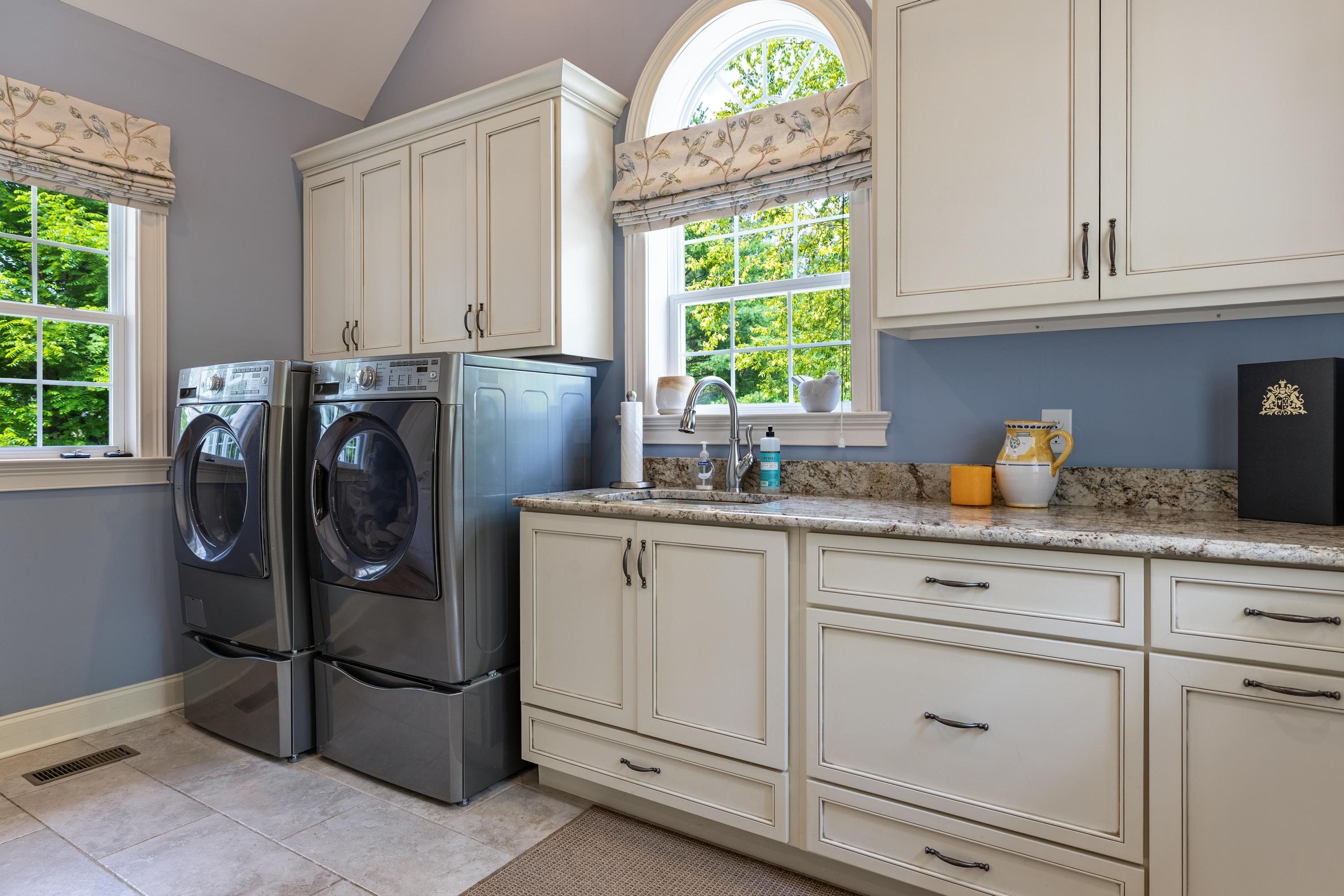 9431 Windrose Circle