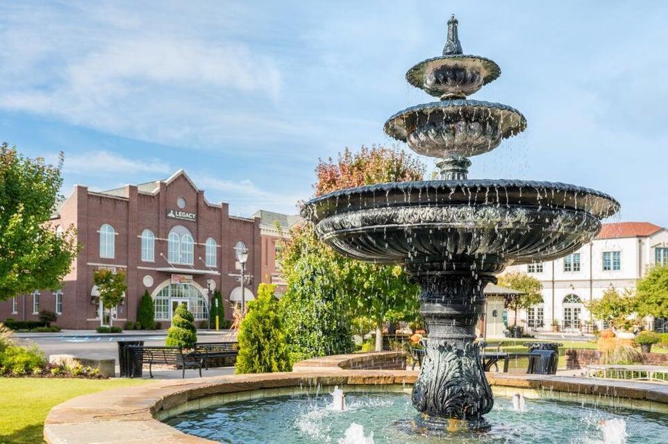 9431 Windrose Circle