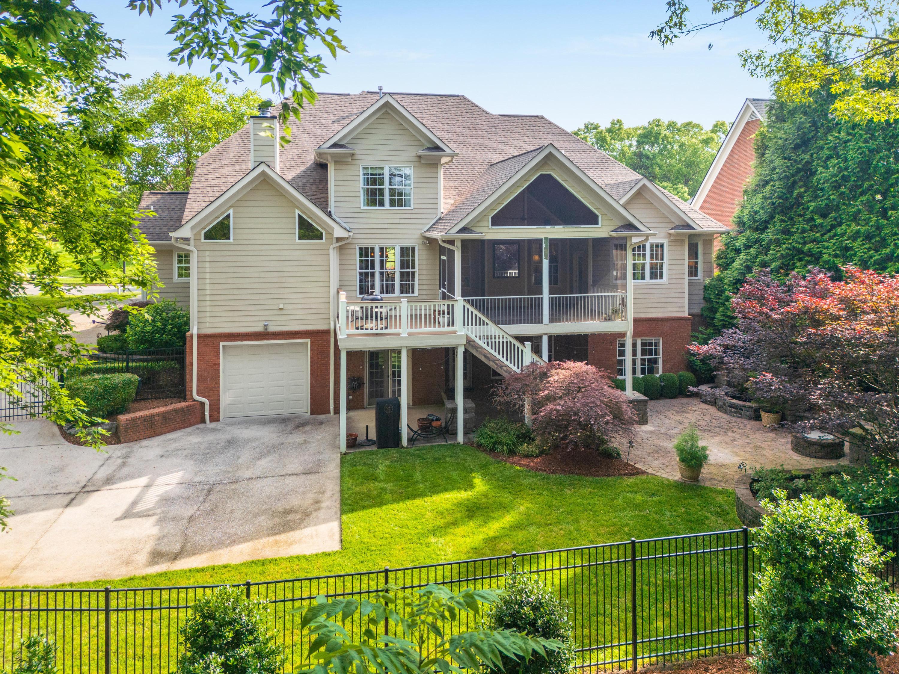 9431 Windrose Circle