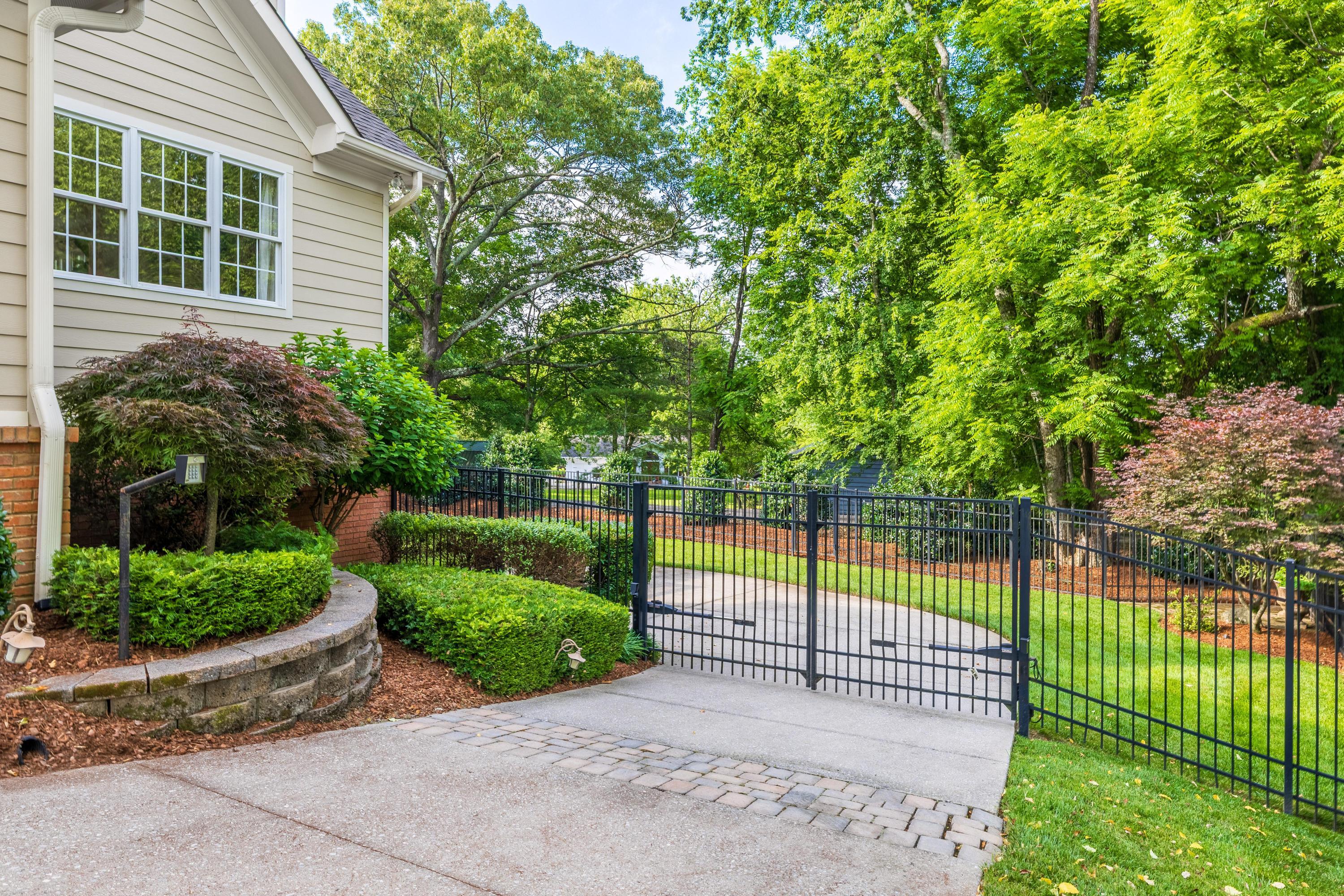 9431 Windrose Circle