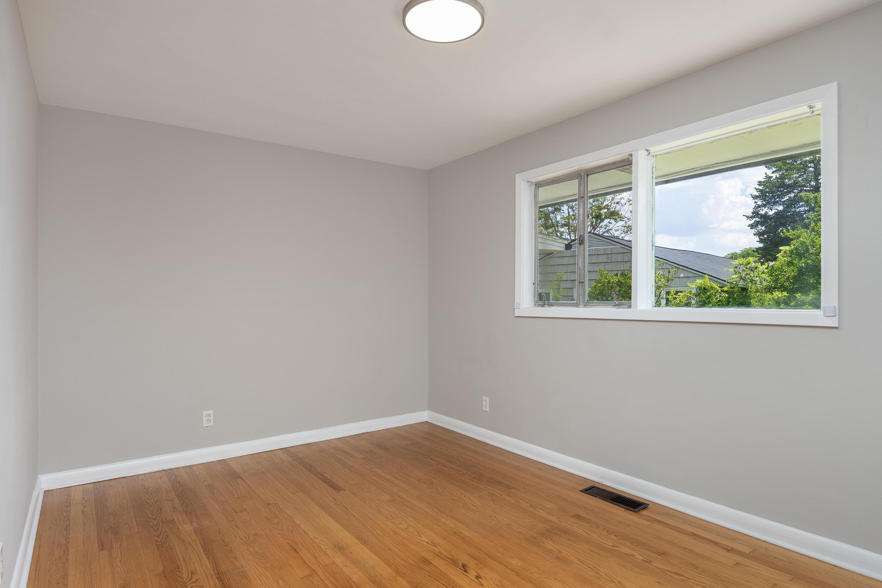 4412 Live Oak Lane
