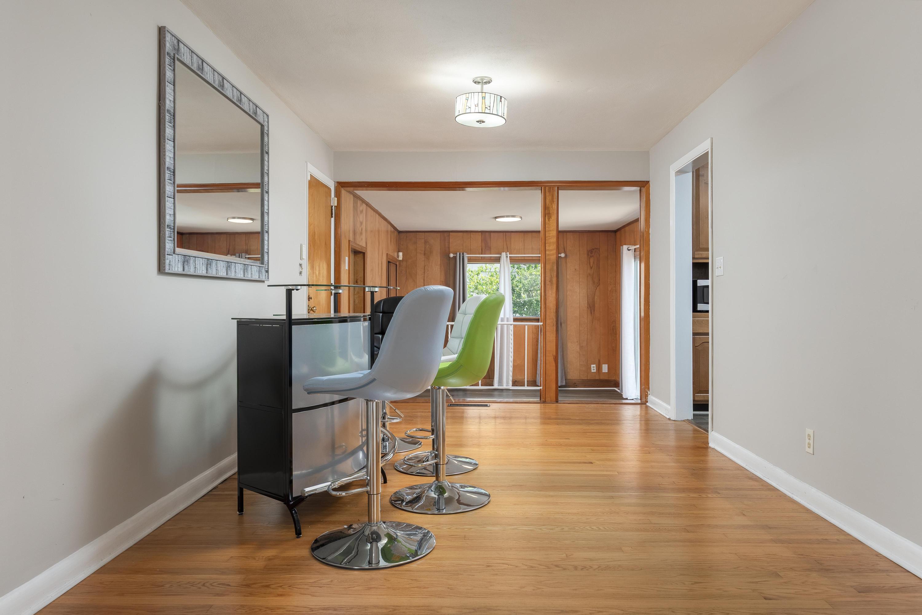 4412 Live Oak Lane