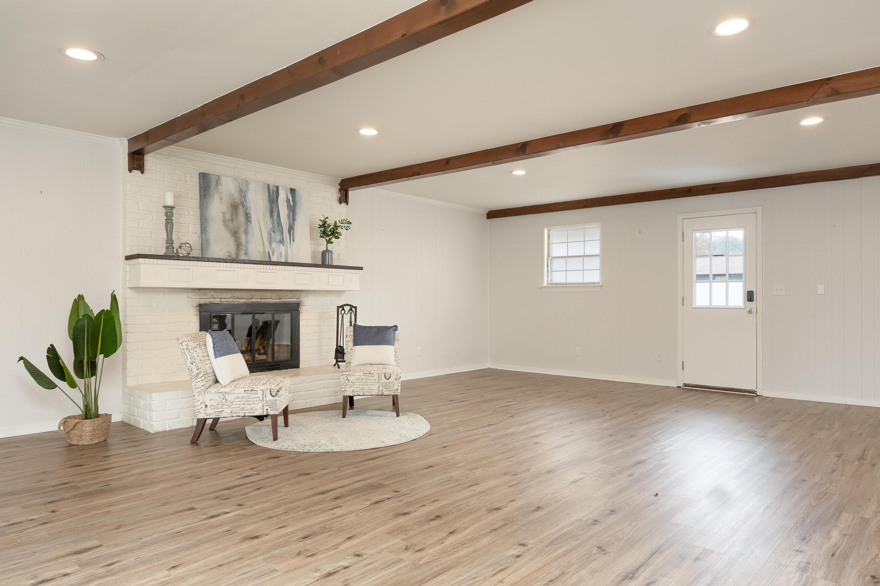 1243 Durham Drive