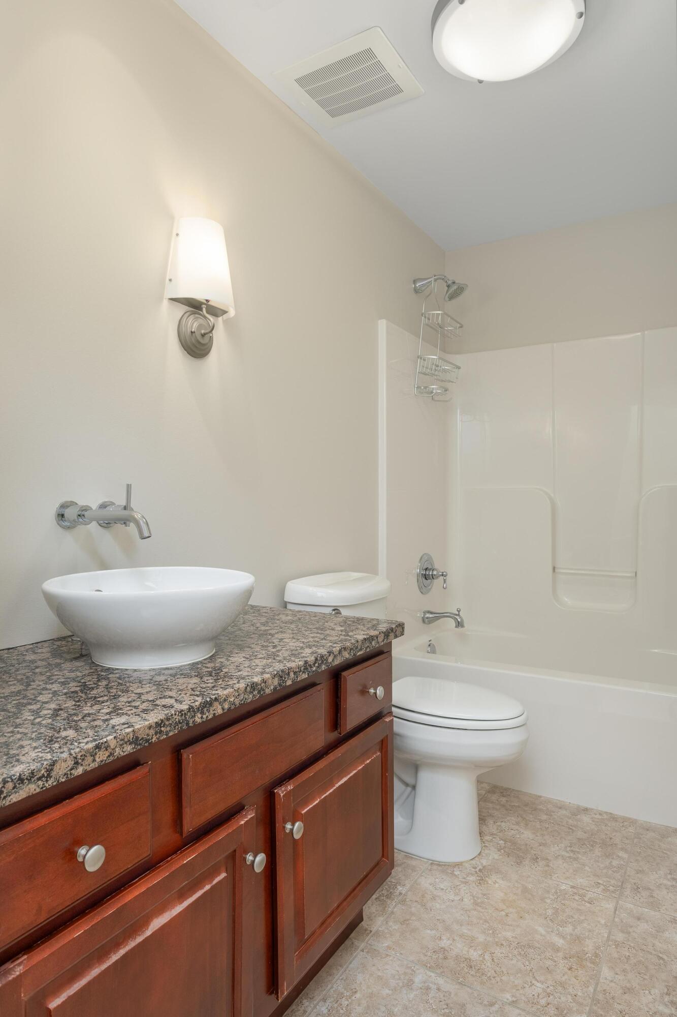 737 Battery Place, 301
