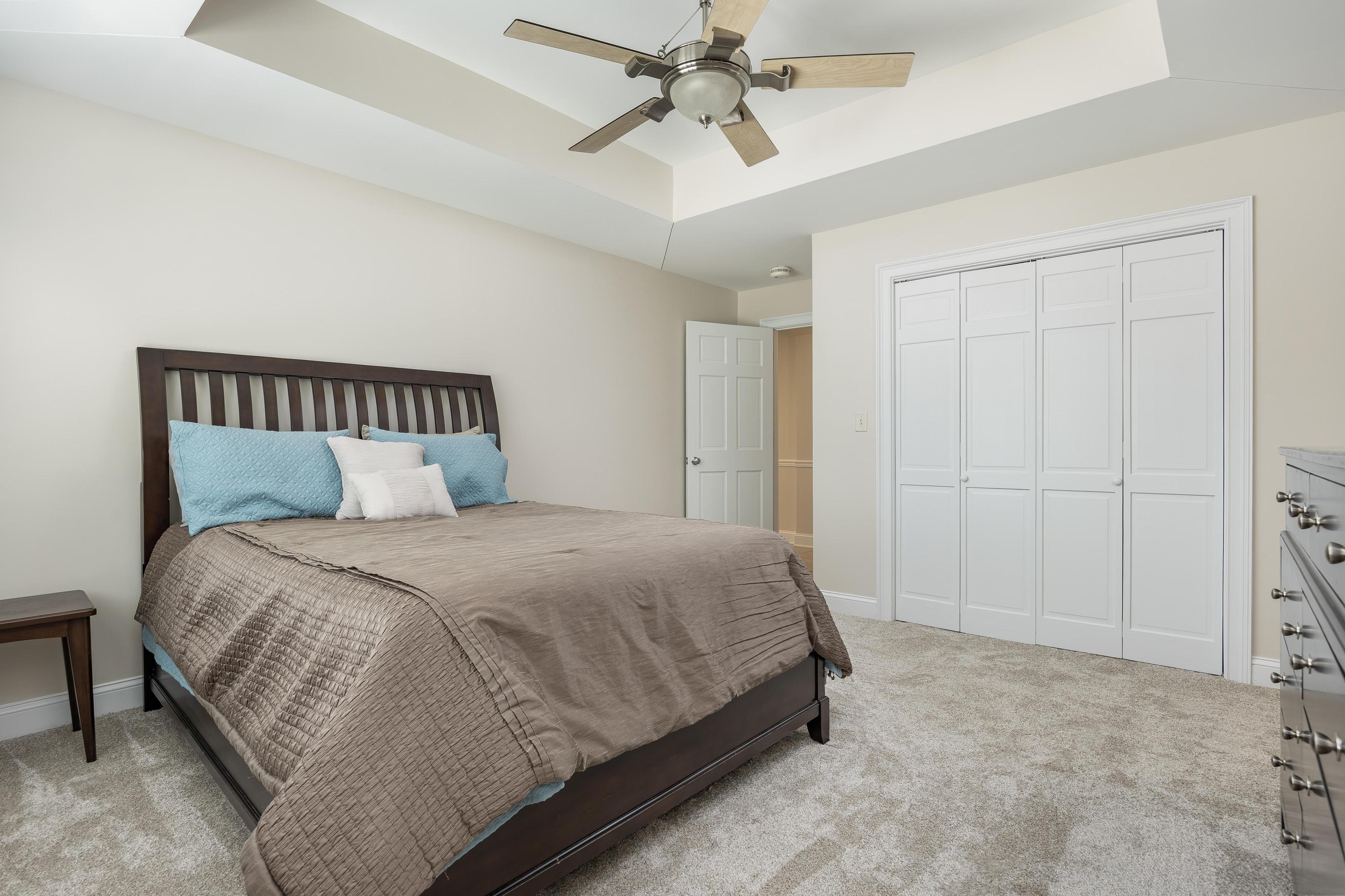 737 Battery Place, 301