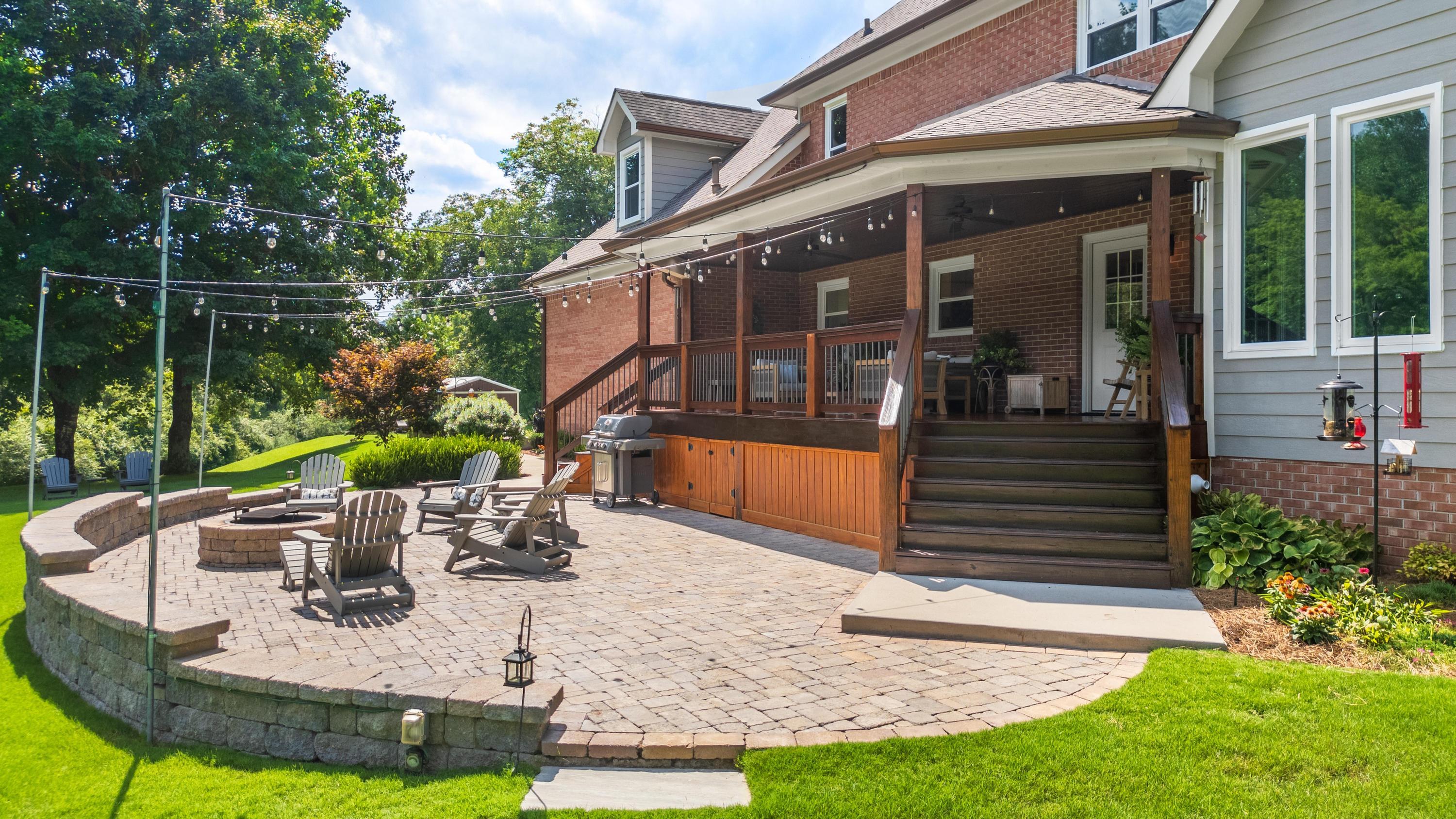 10280 Card Road
