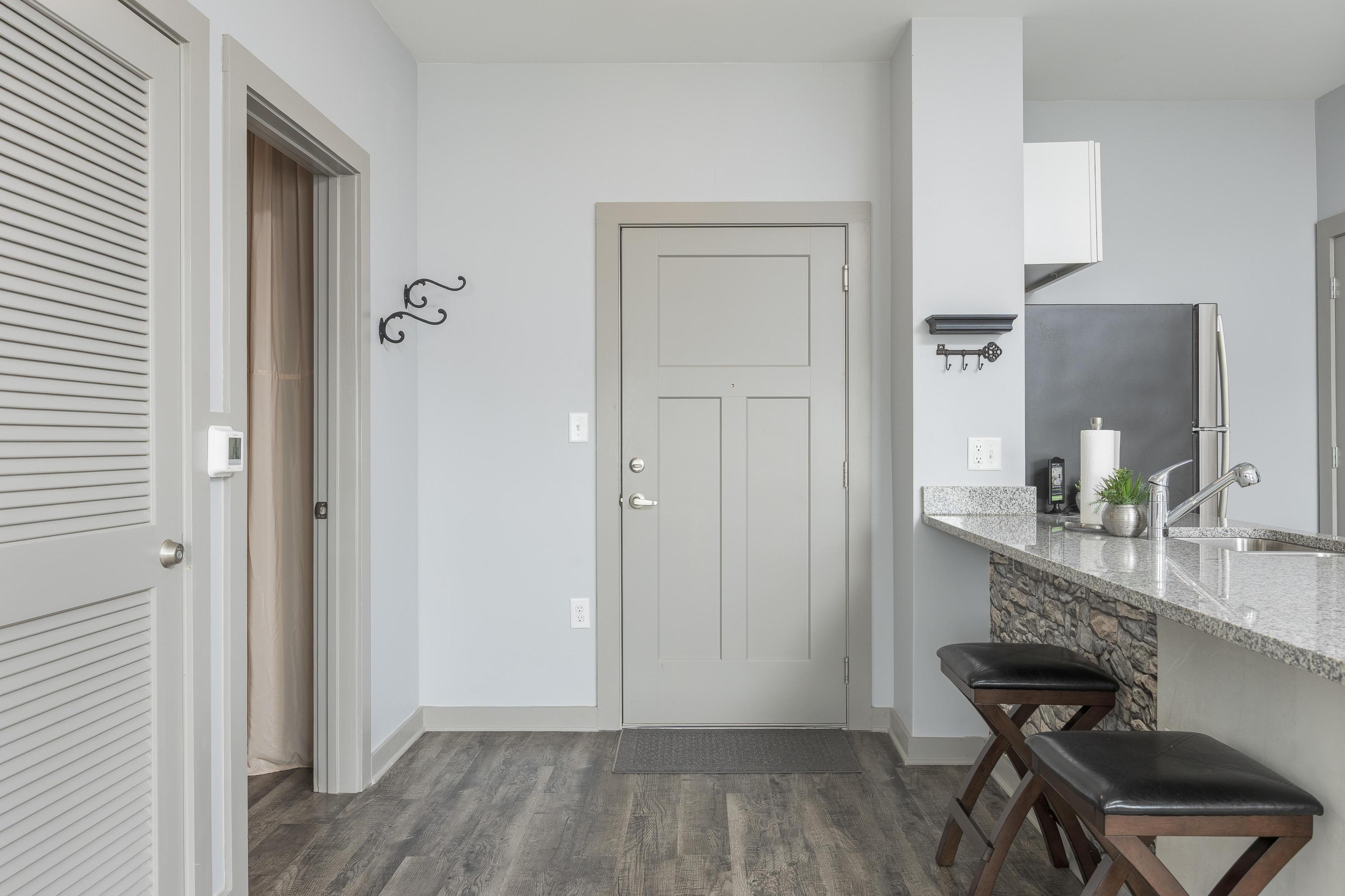 782 Riverfront Parkway, 402