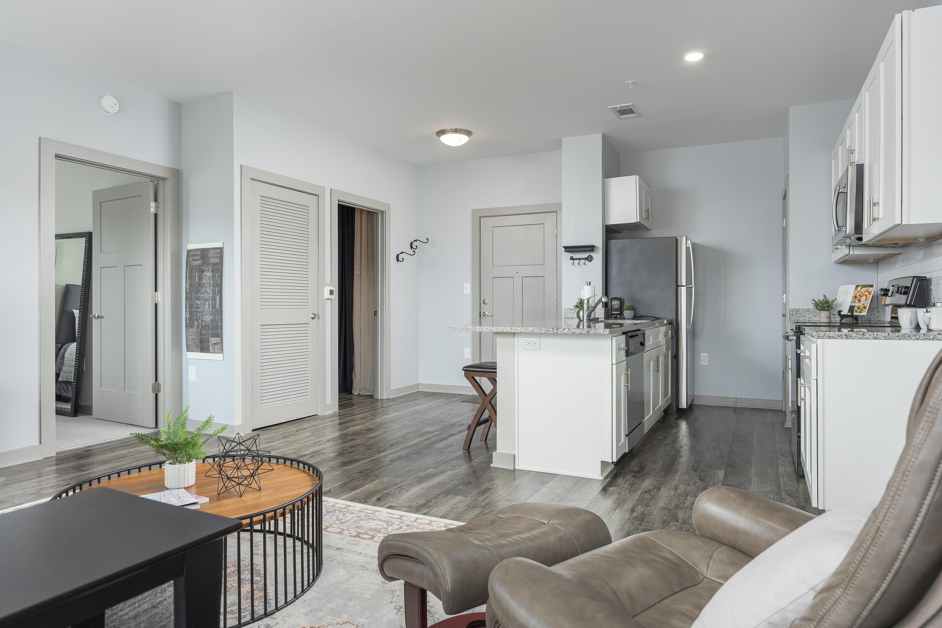 782 Riverfront Parkway, 402