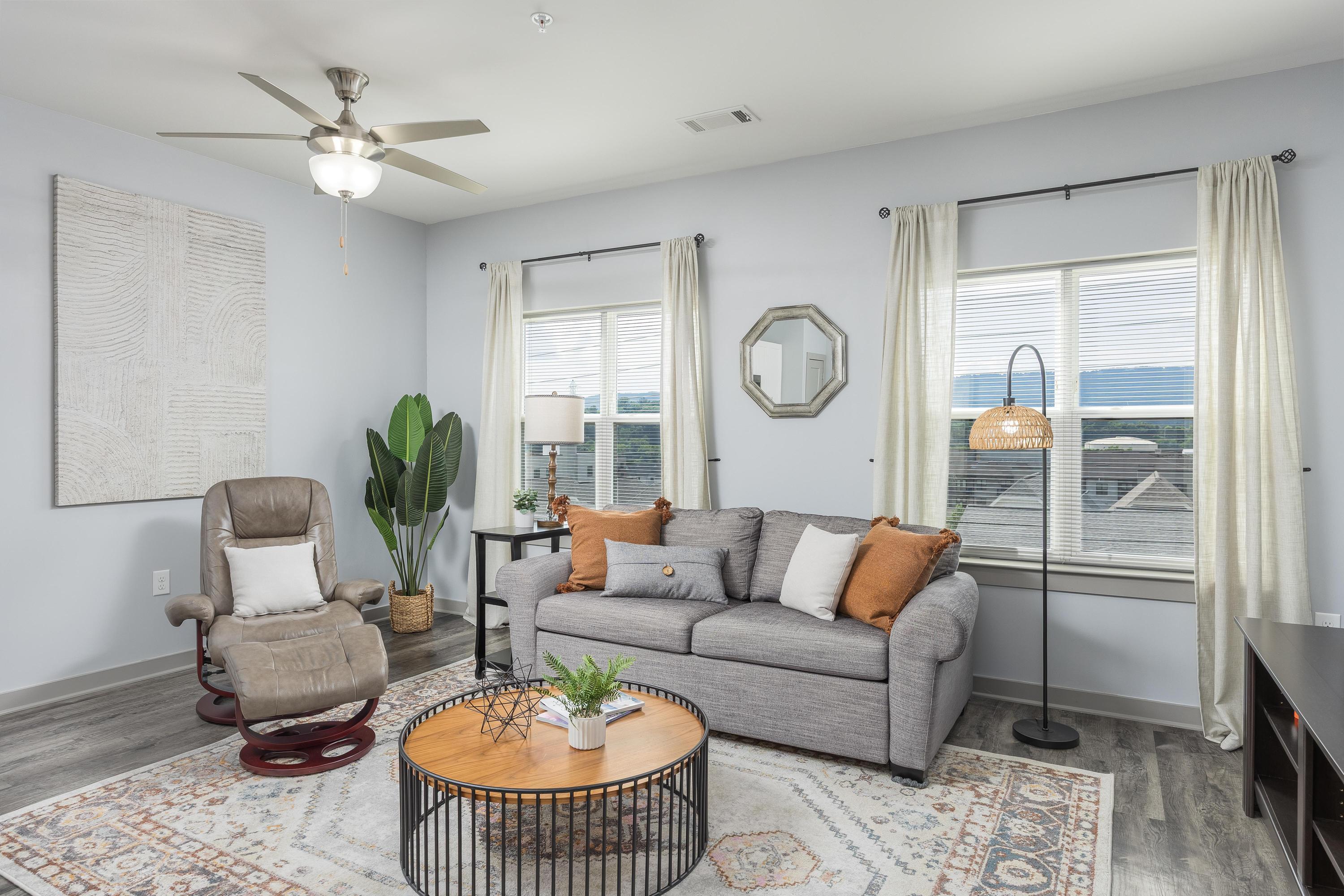 782 Riverfront Parkway, 402