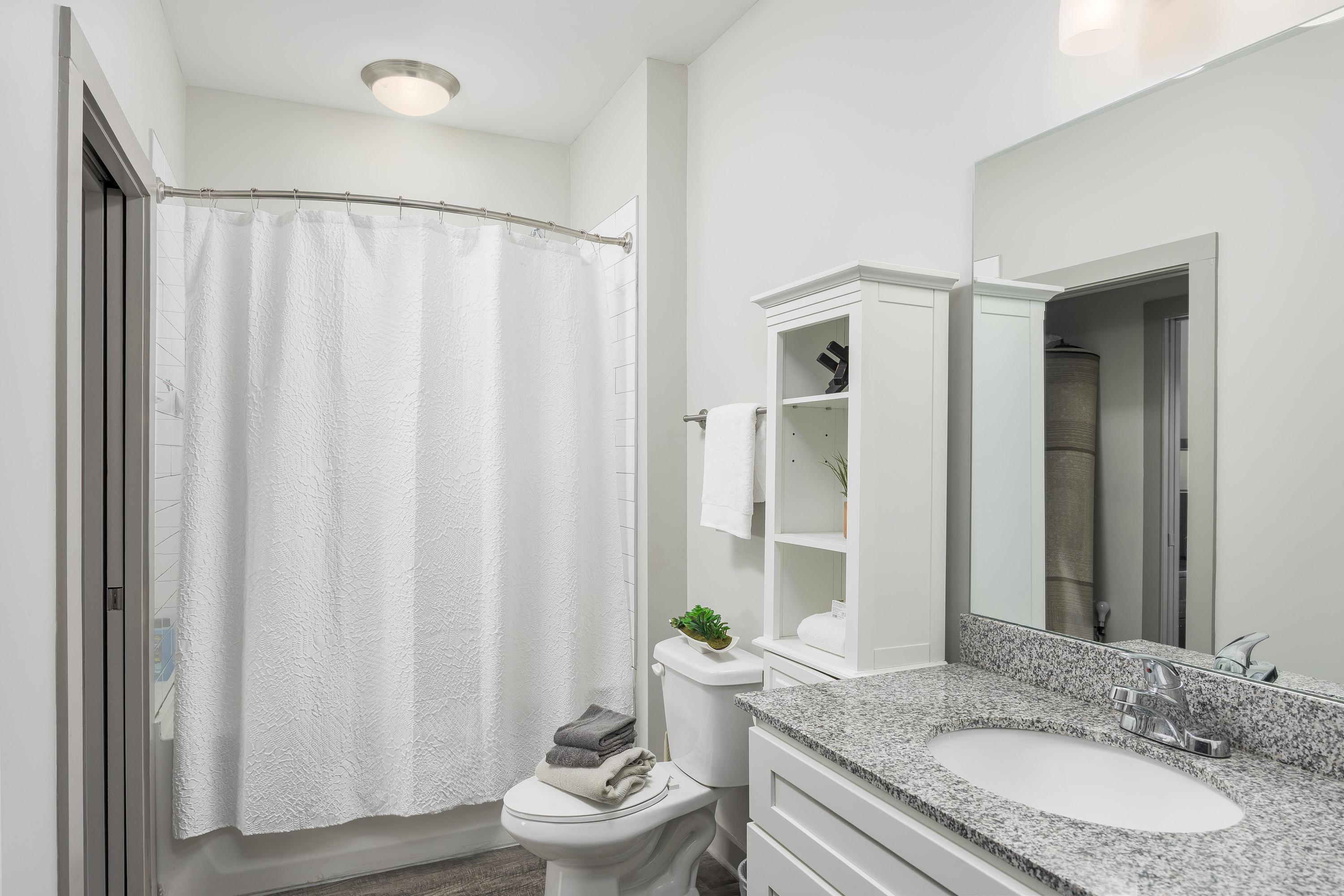 782 Riverfront Parkway, 402