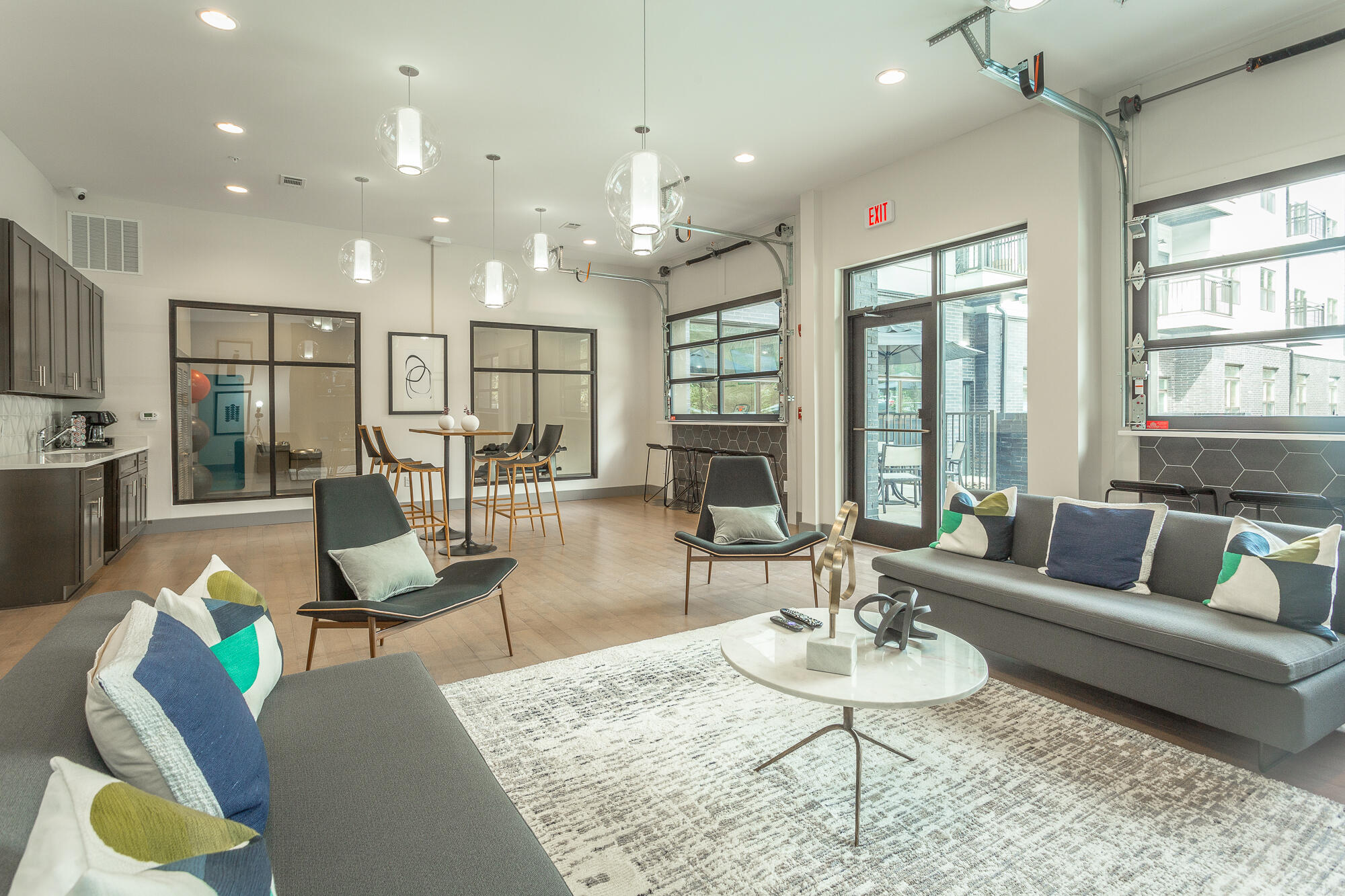 782 Riverfront Parkway, 402