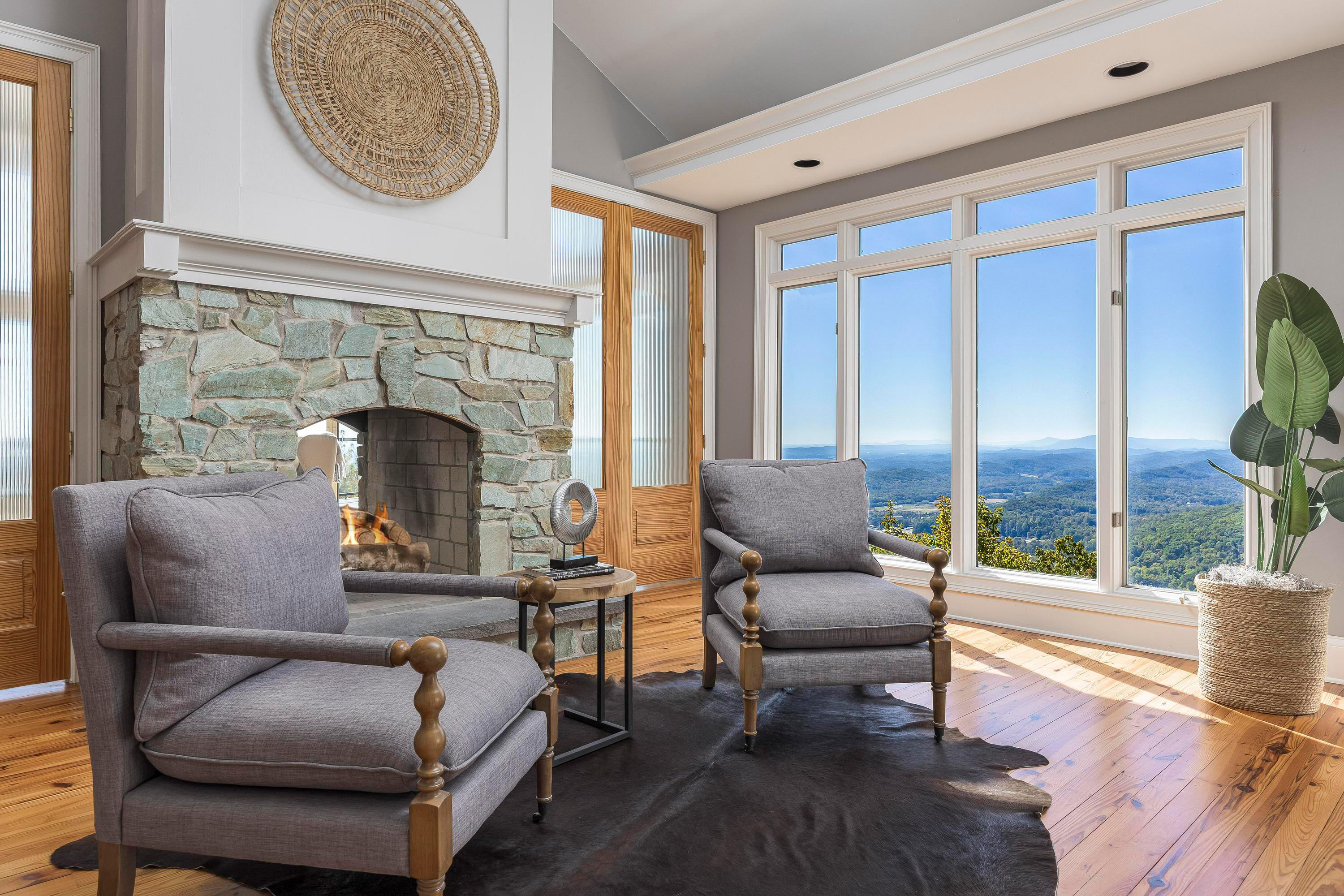 921 Rose Marie Court