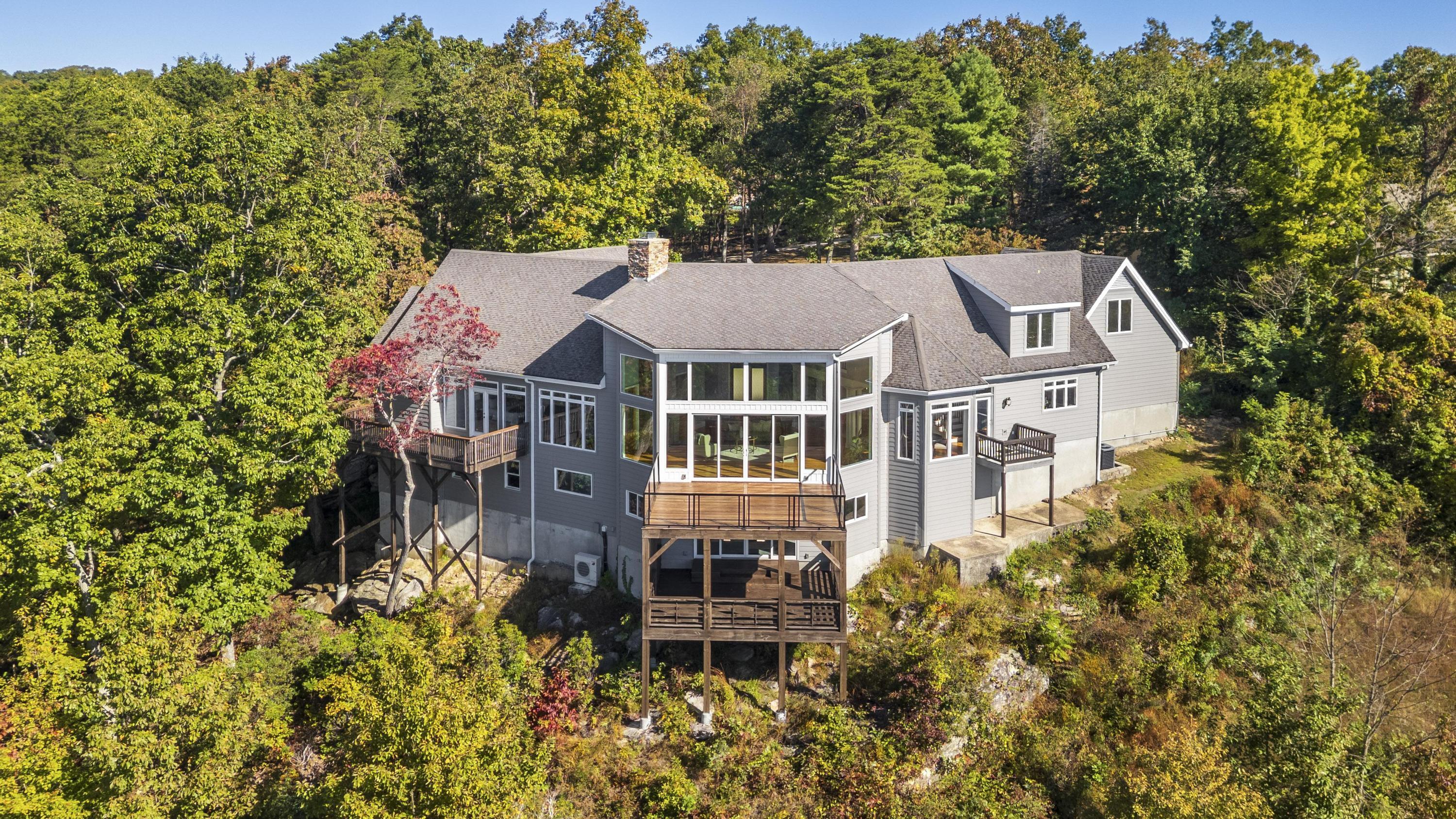 921 Rose Marie Court