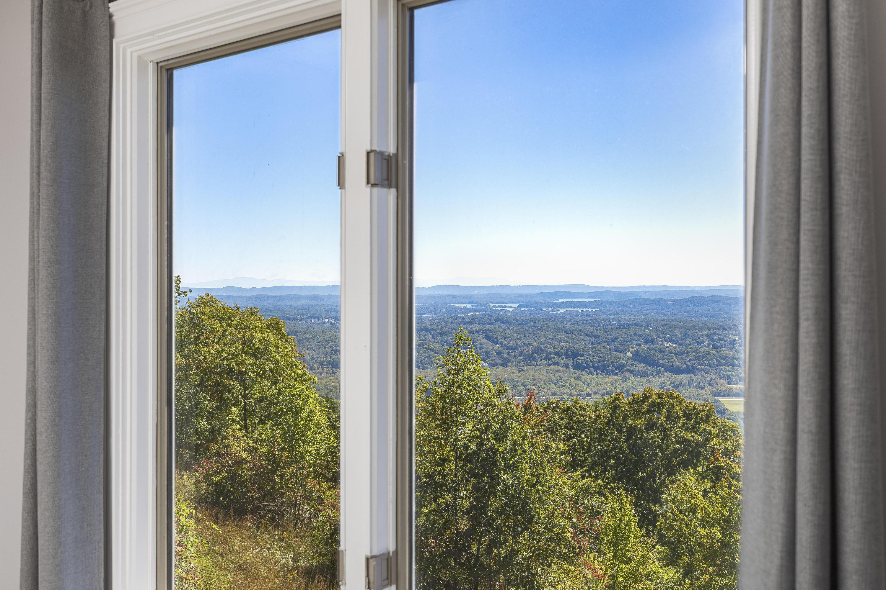 921 Rose Marie Court