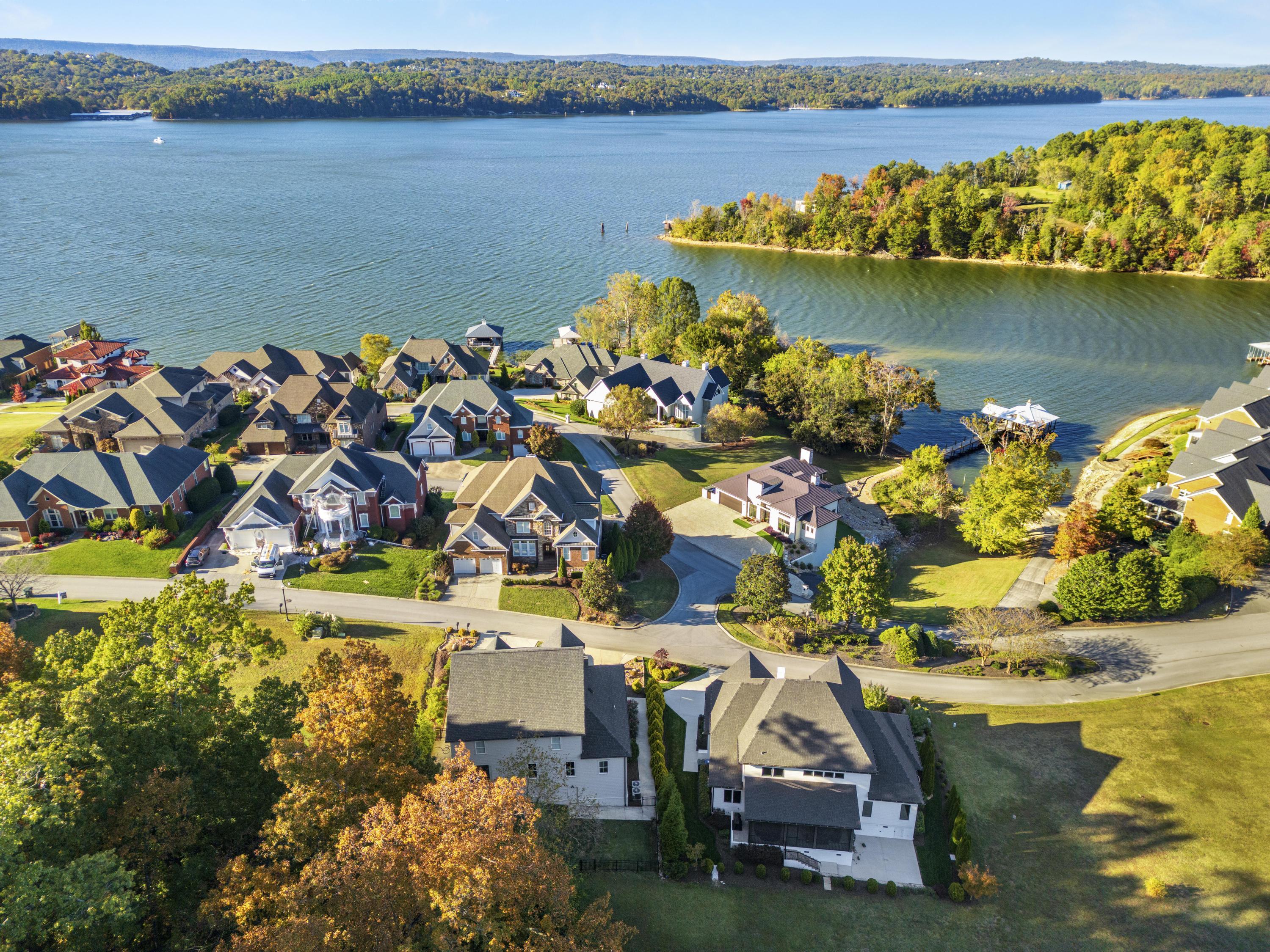 4581 Sailmaker Circle