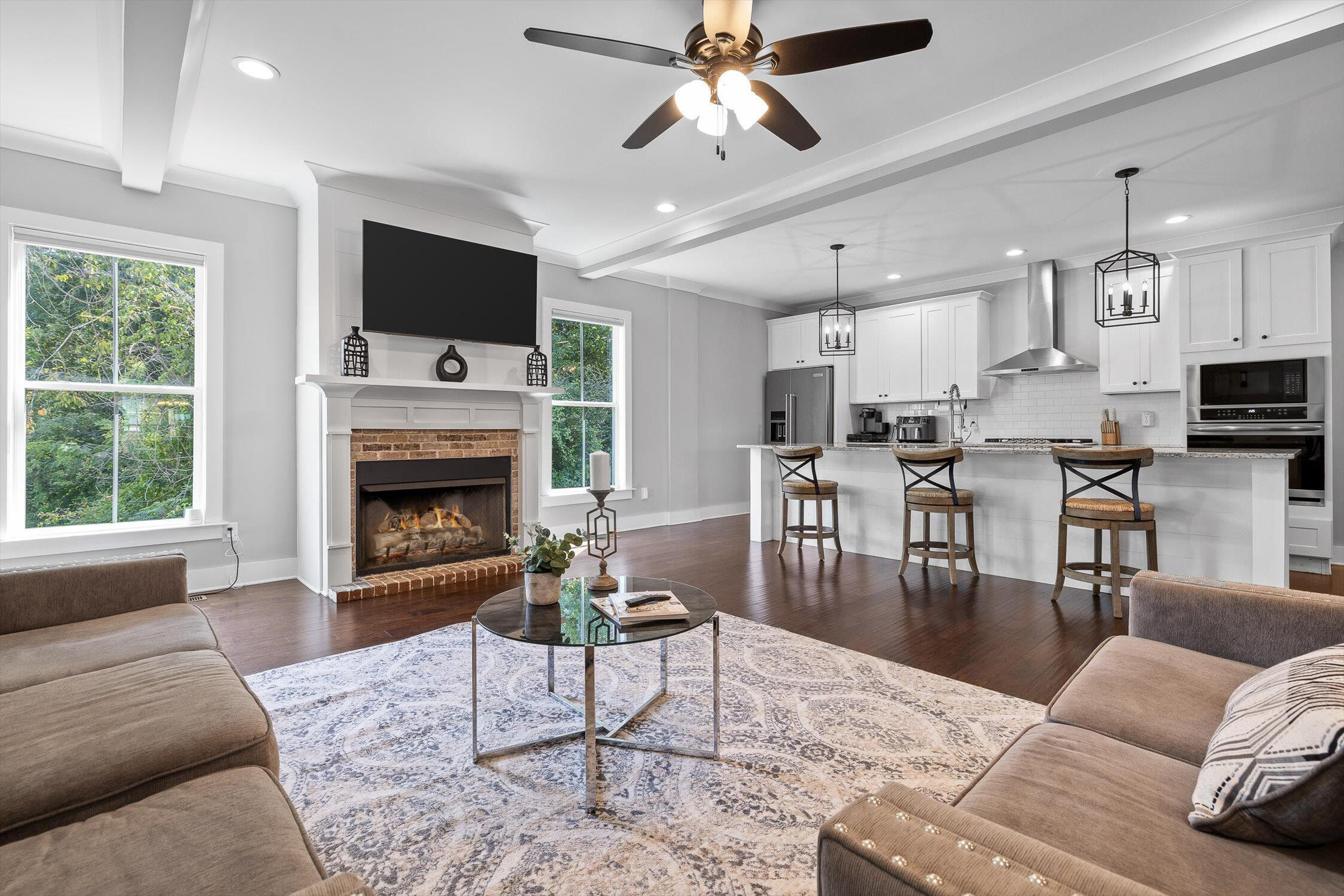 4581 Sailmaker Circle