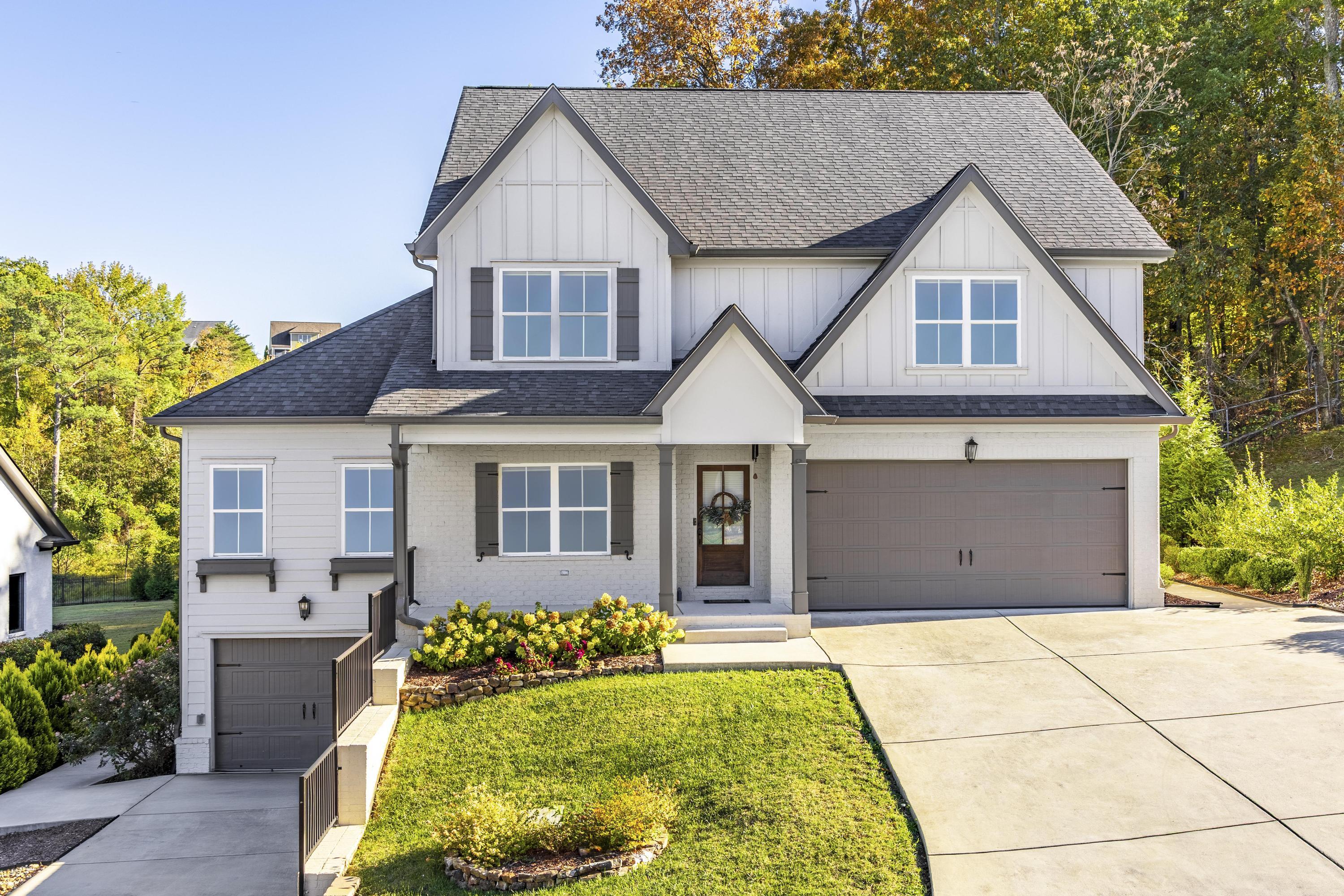 4581 Sailmaker Circle