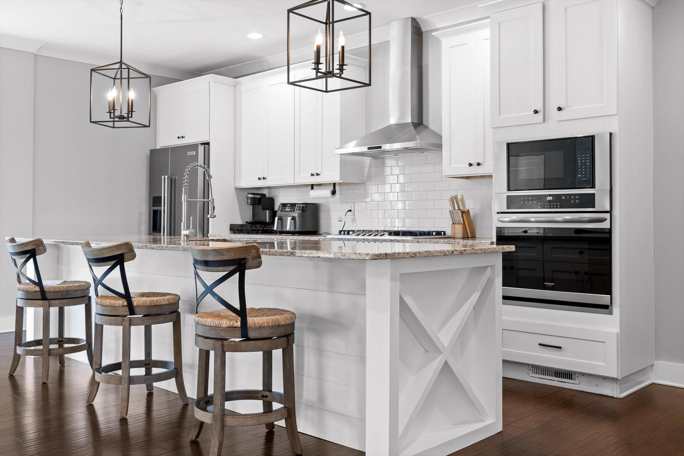 4581 Sailmaker Circle