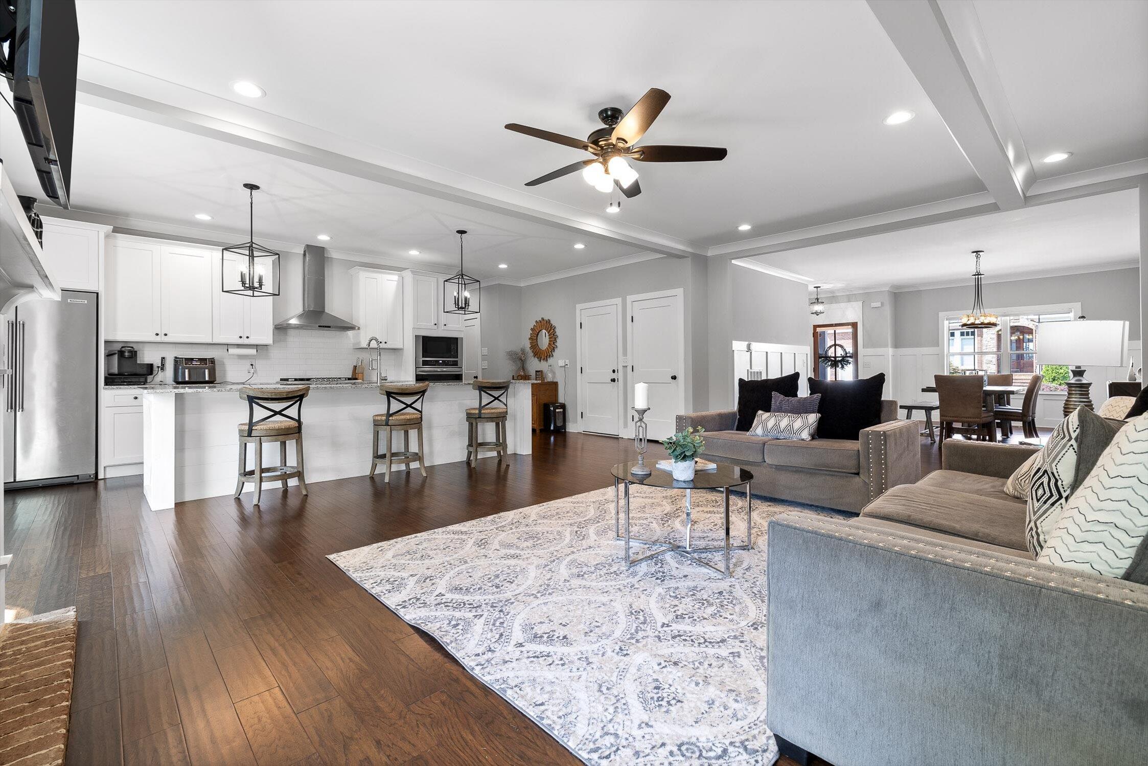 4581 Sailmaker Circle