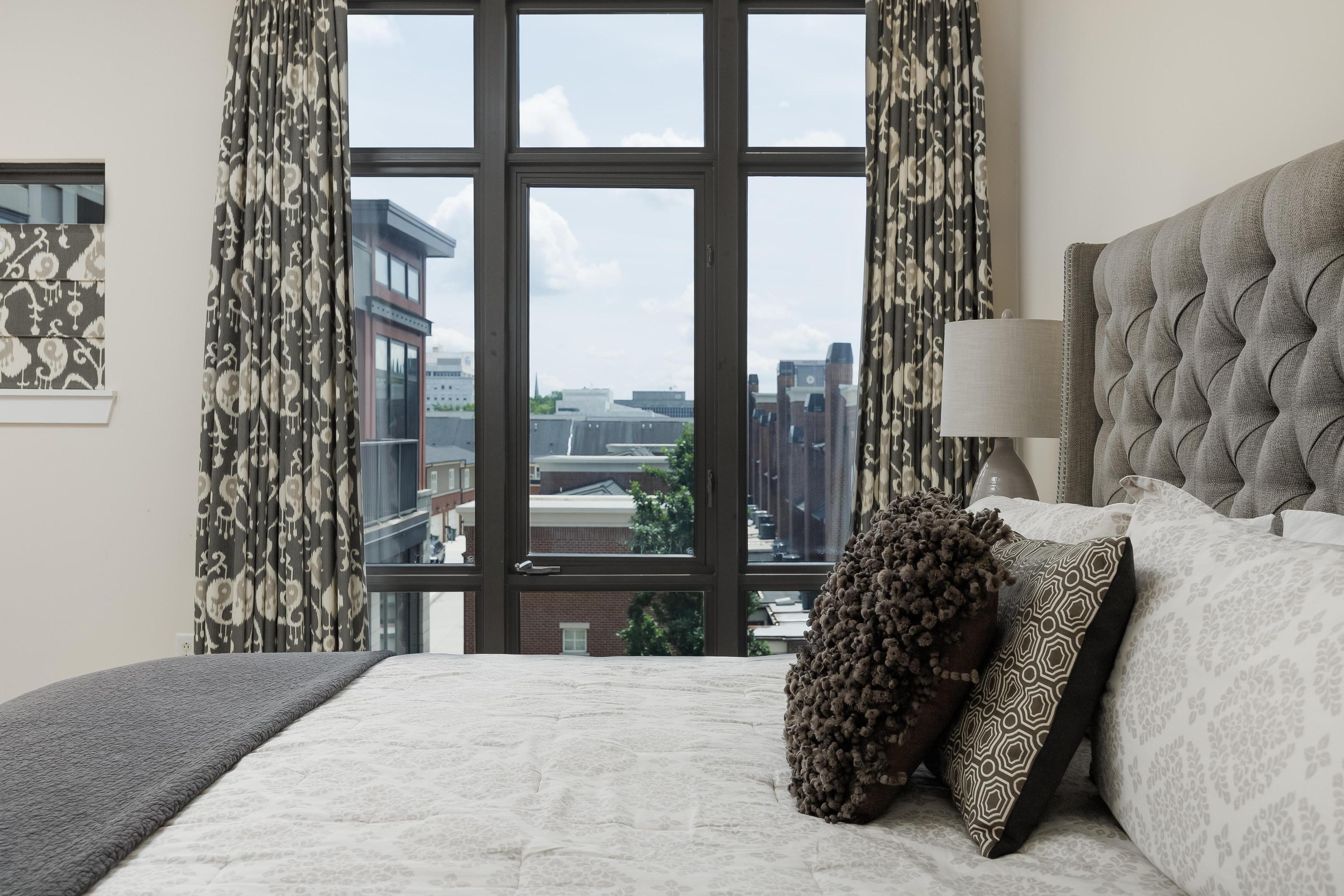 129 Walnut Street, 319