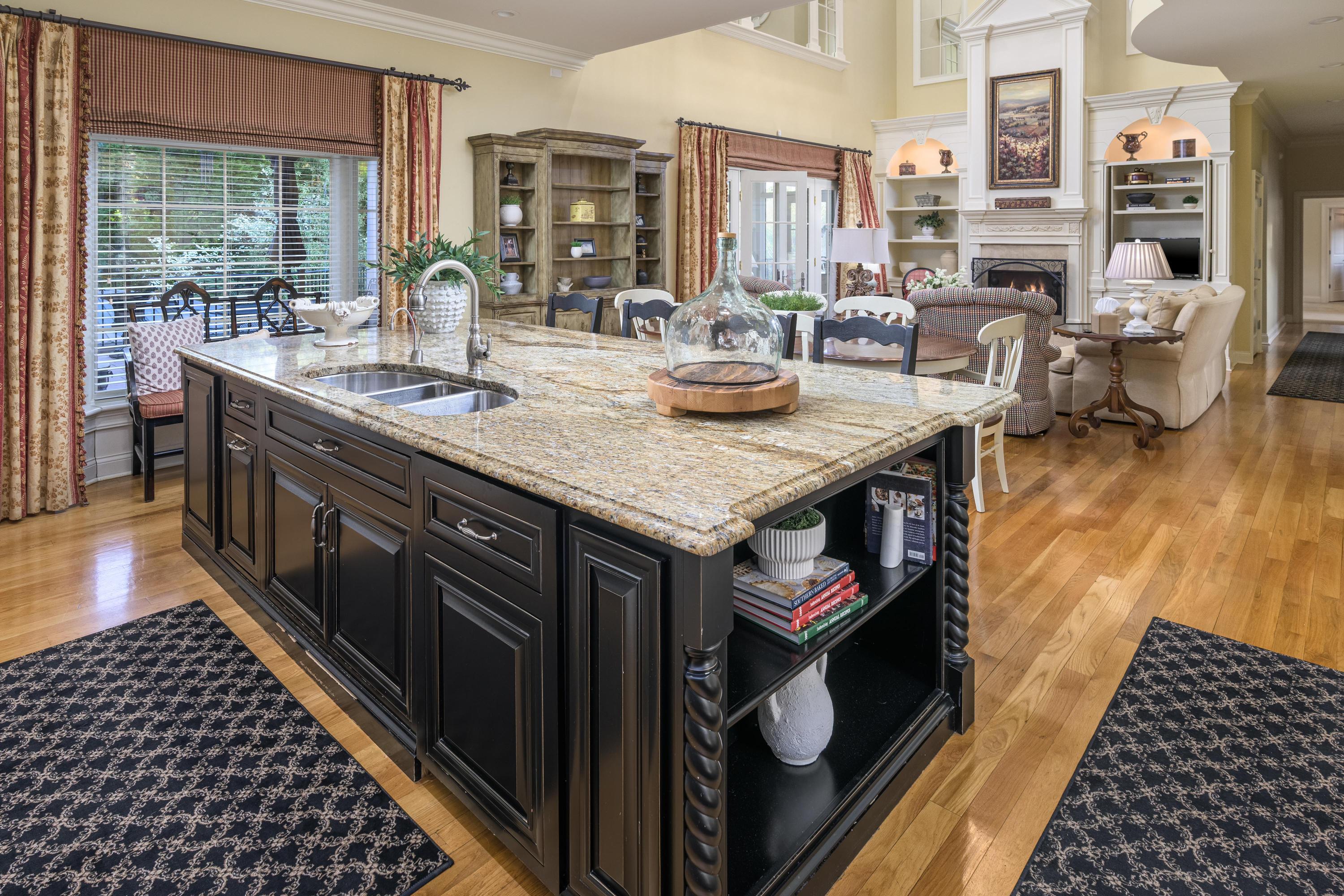 5636 Mountain Breeze Drive