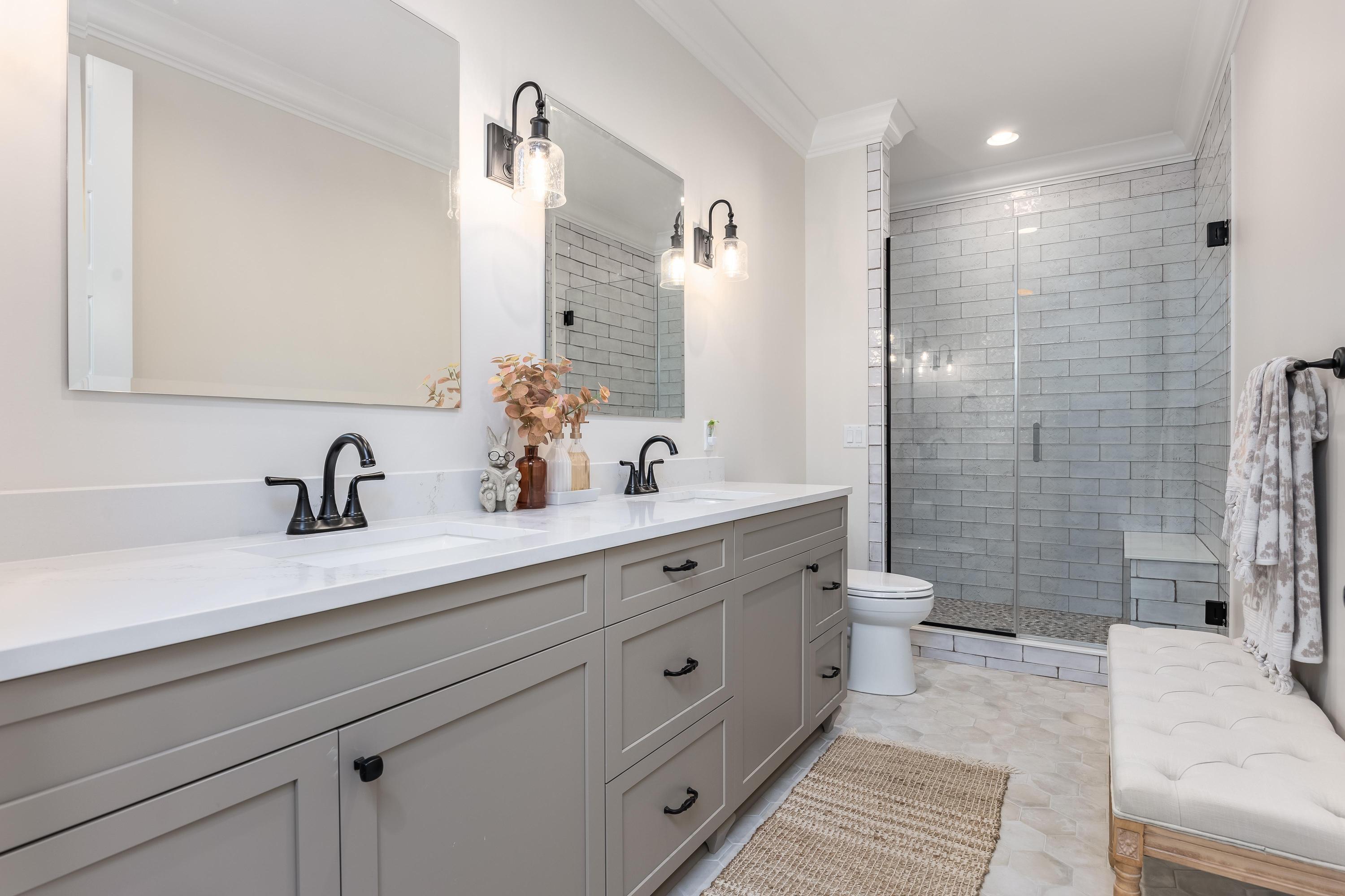 2214 Horizons View Drive