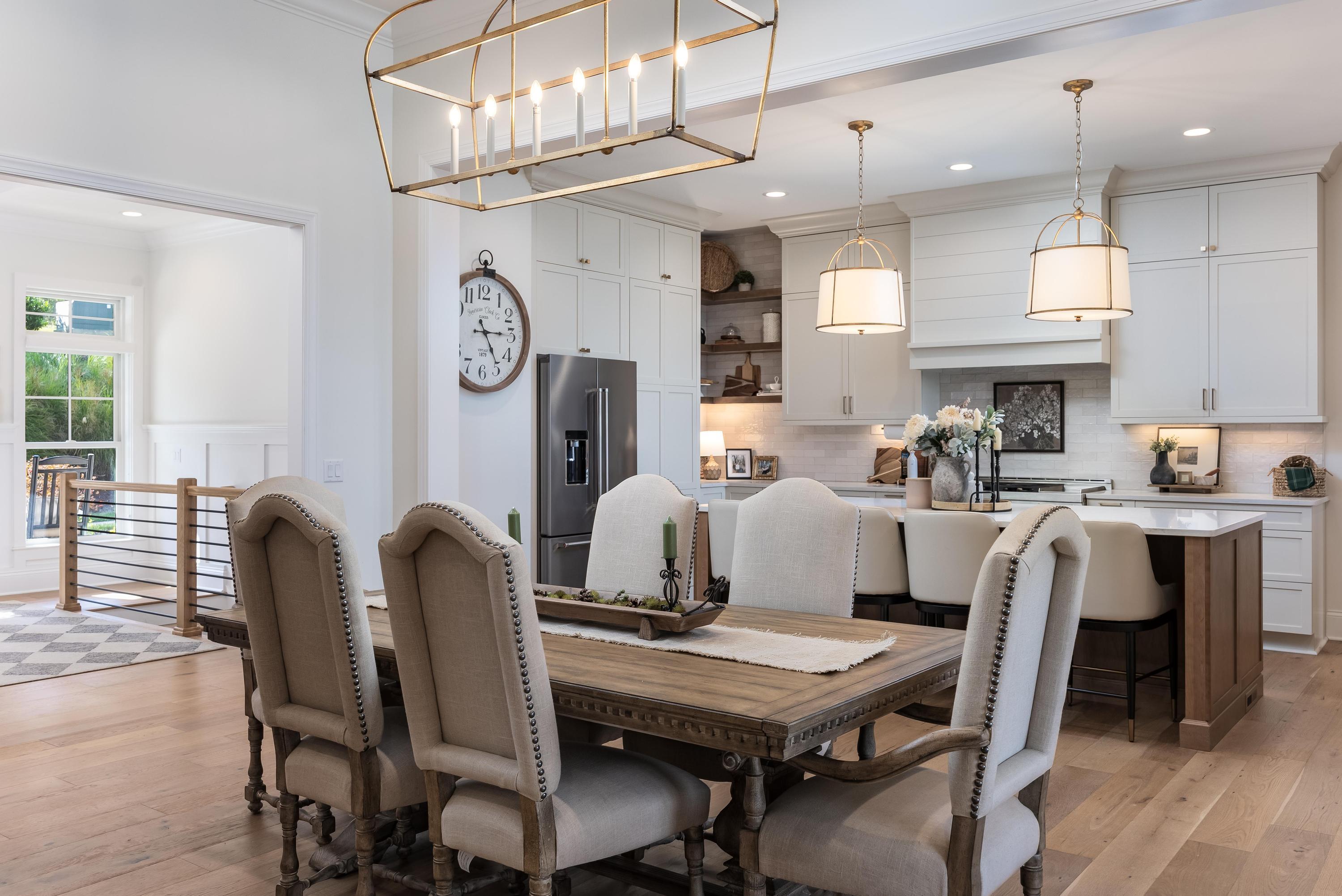 2214 Horizons View Drive