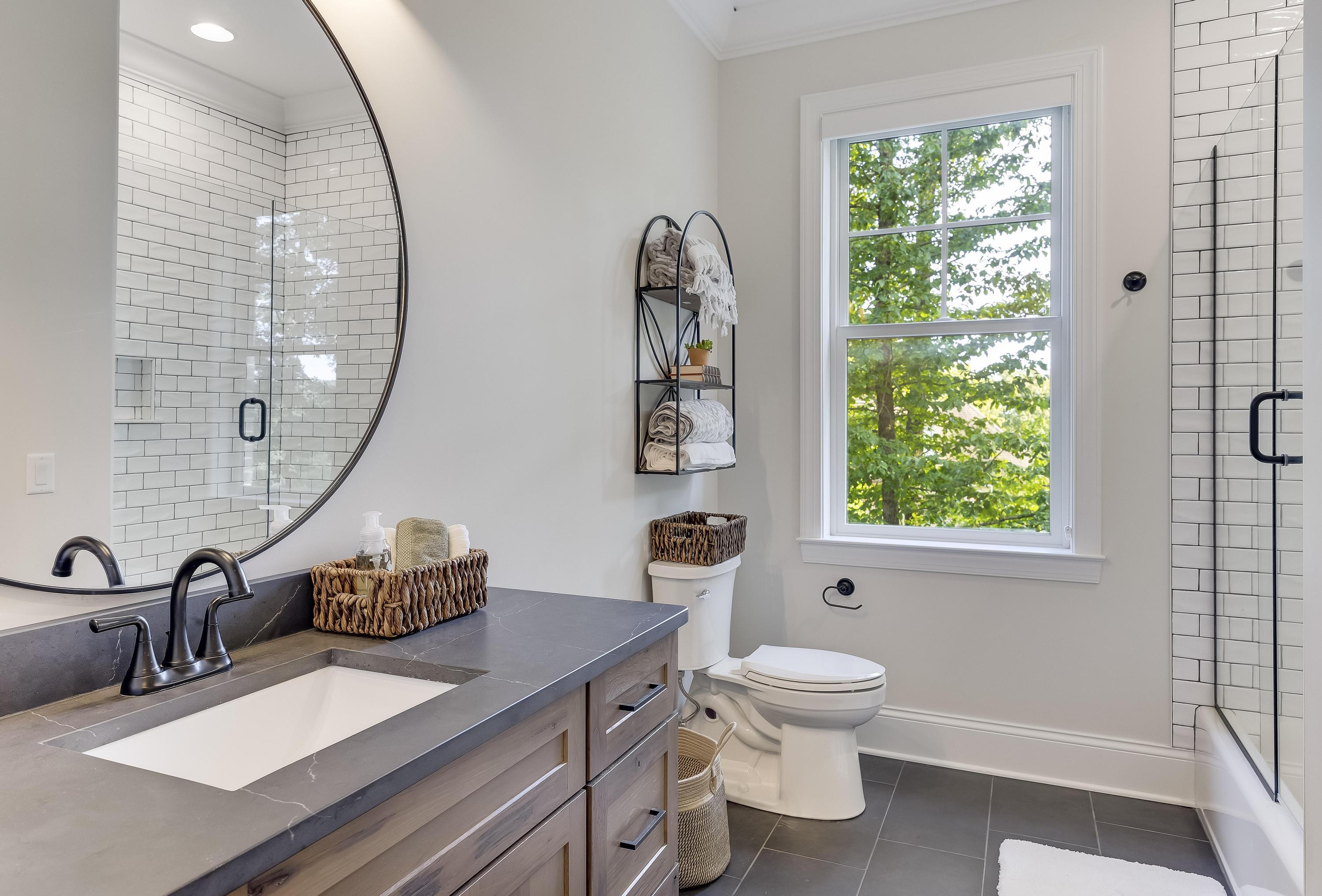 2214 Horizons View Drive