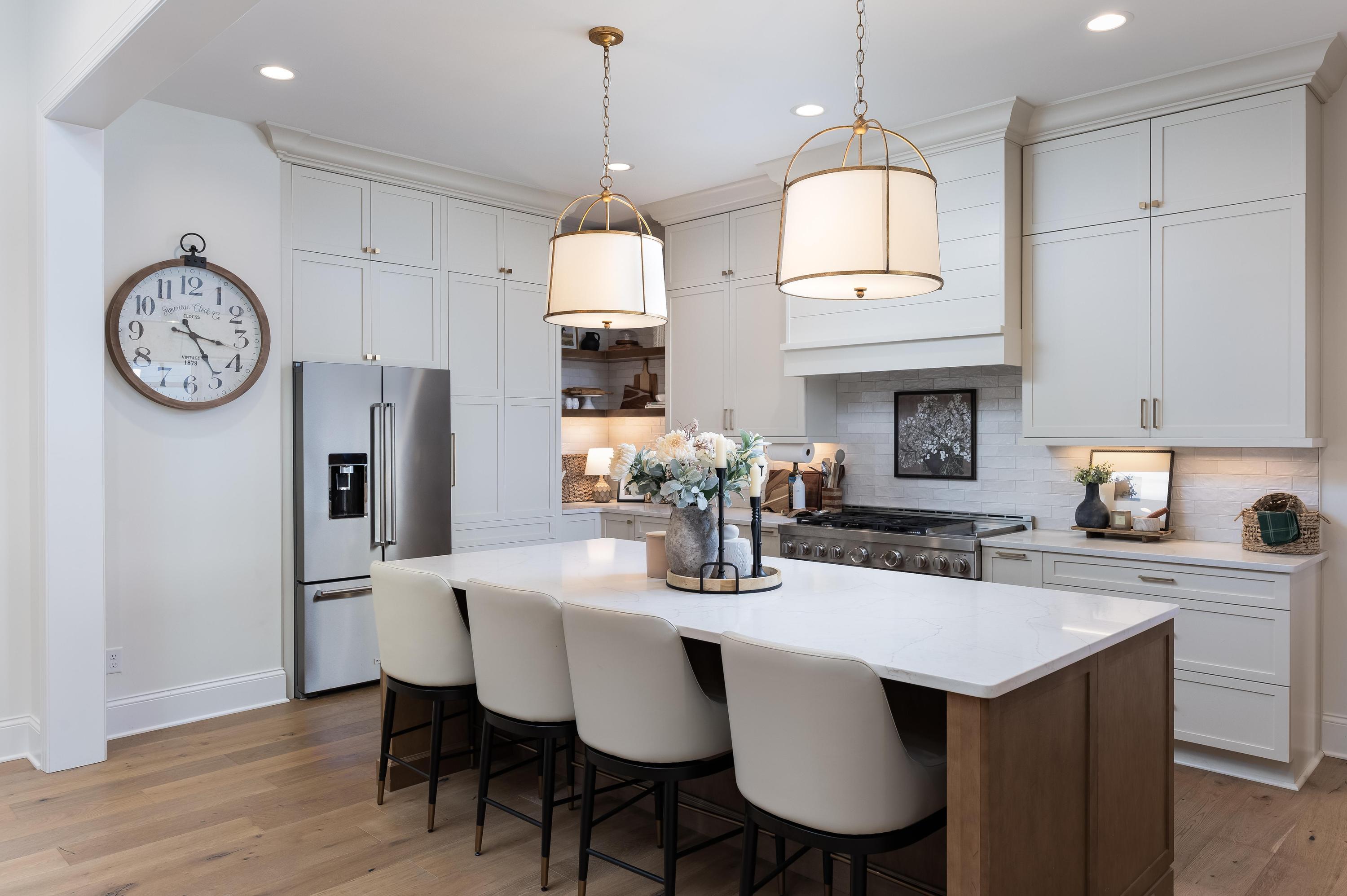 2214 Horizons View Drive