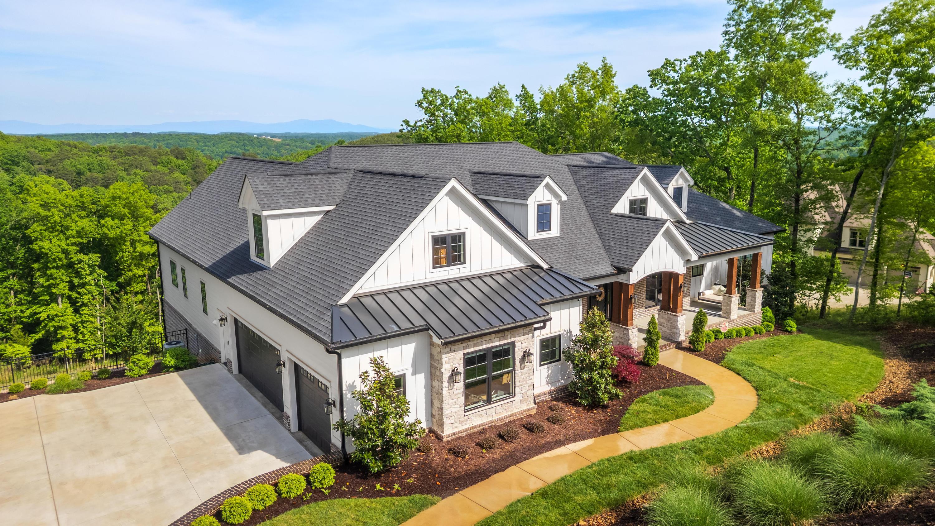 2214 Horizons View Drive