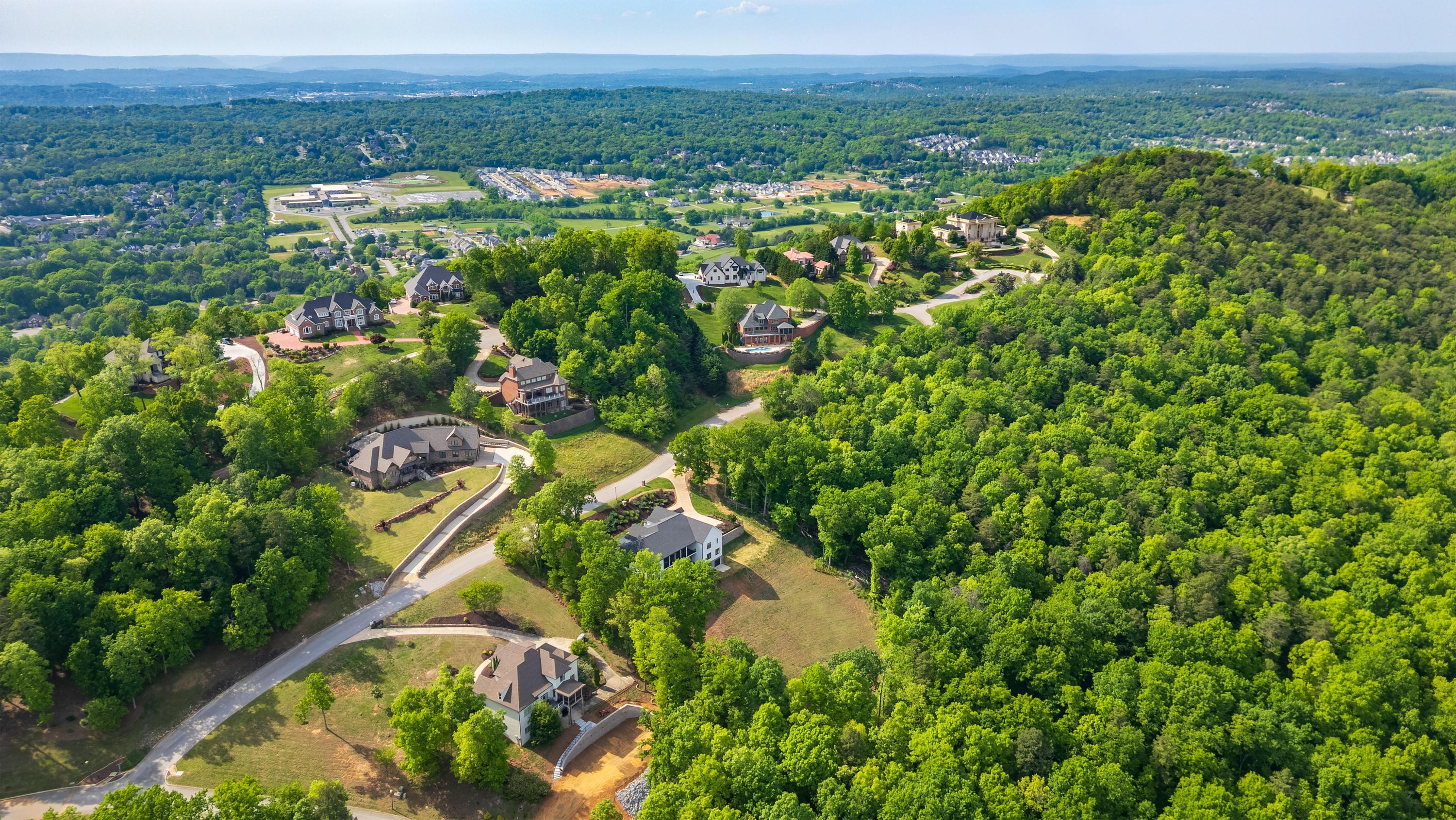 2214 Horizons View Drive