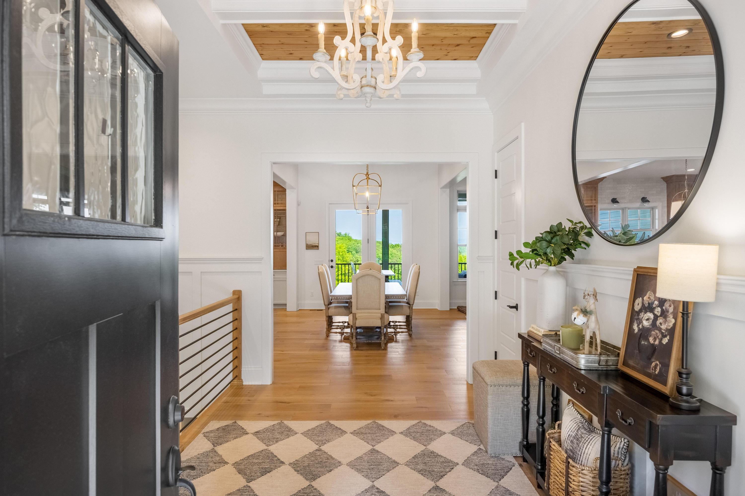 2214 Horizons View Drive