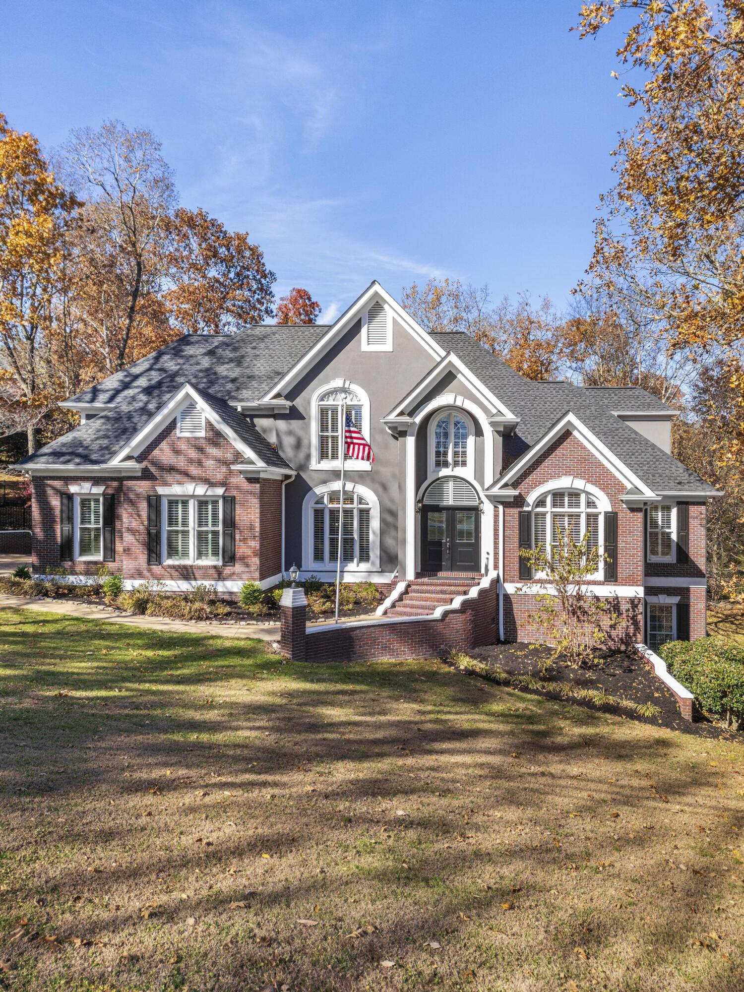 711 Sunset Mountain Drive