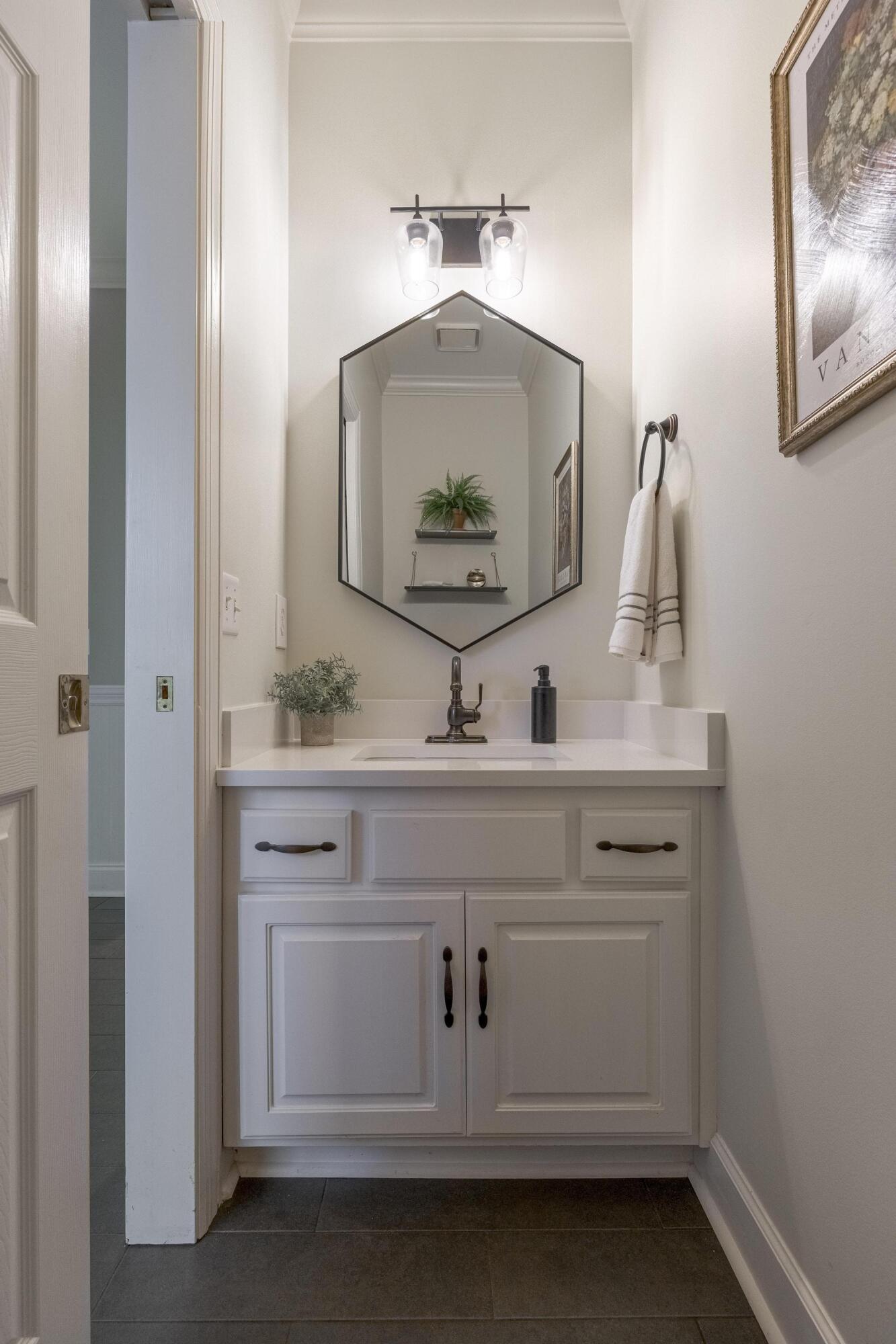 711 Sunset Mountain Drive