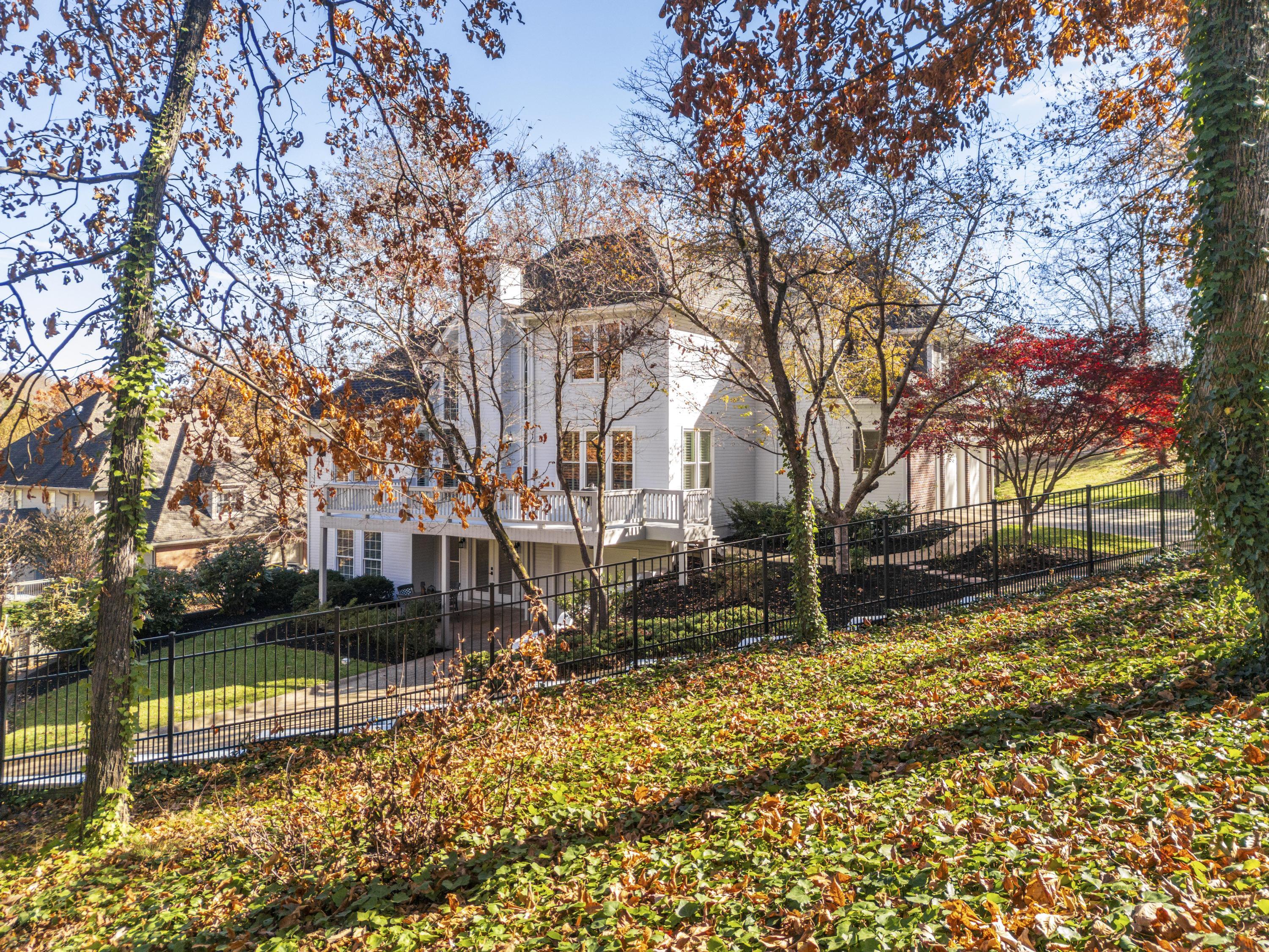 711 Sunset Mountain Drive