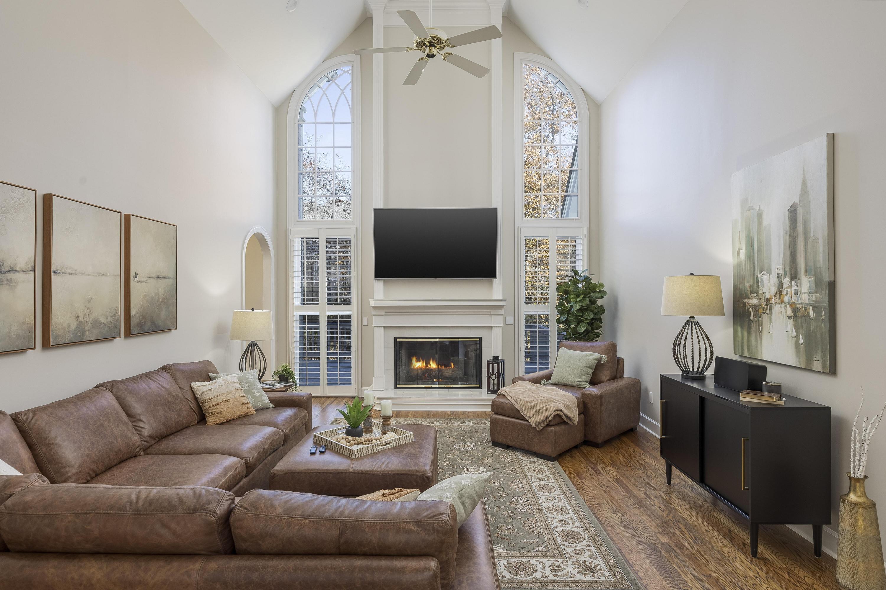 711 Sunset Mountain Drive