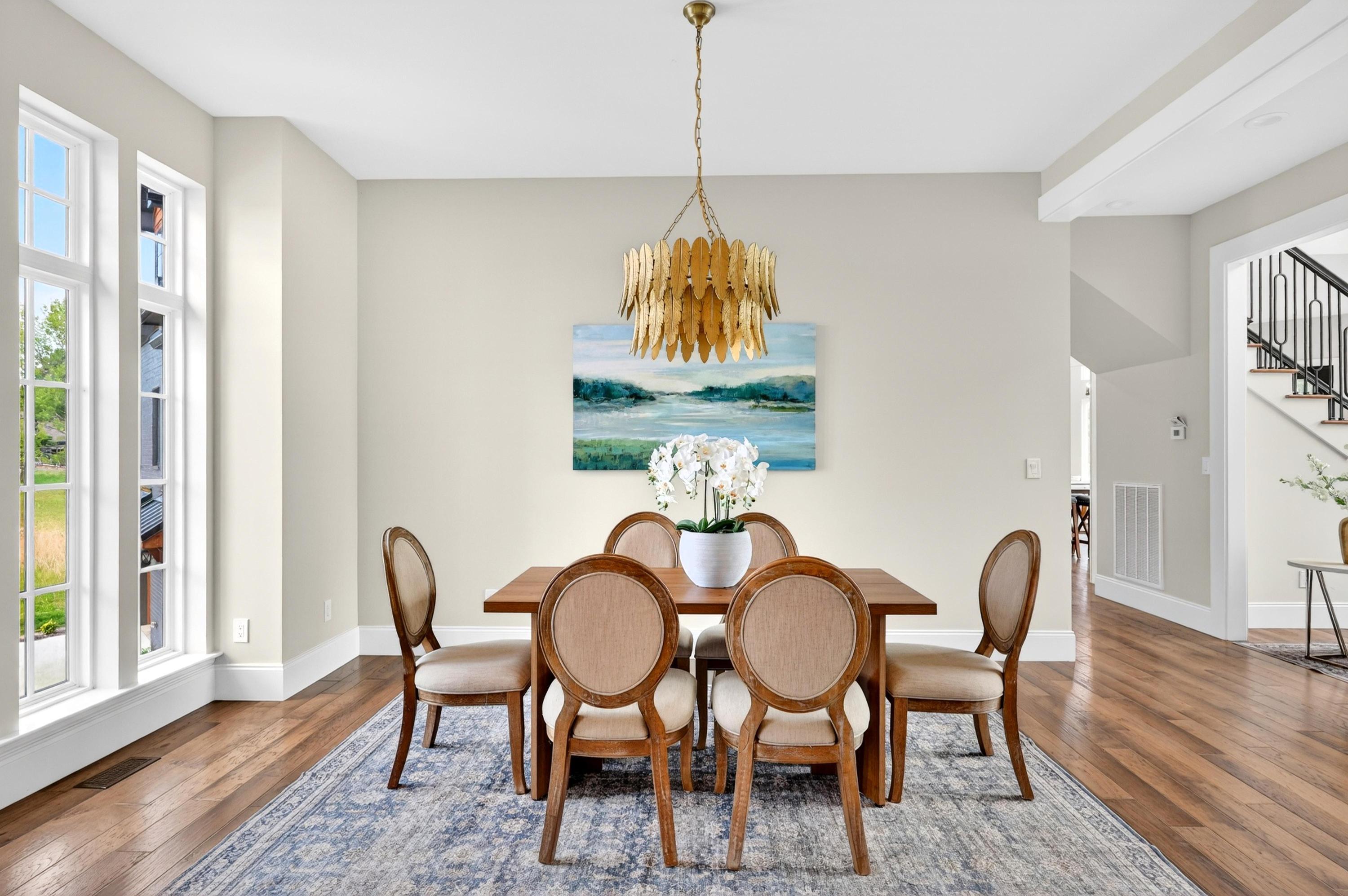 340 Edgewater Way