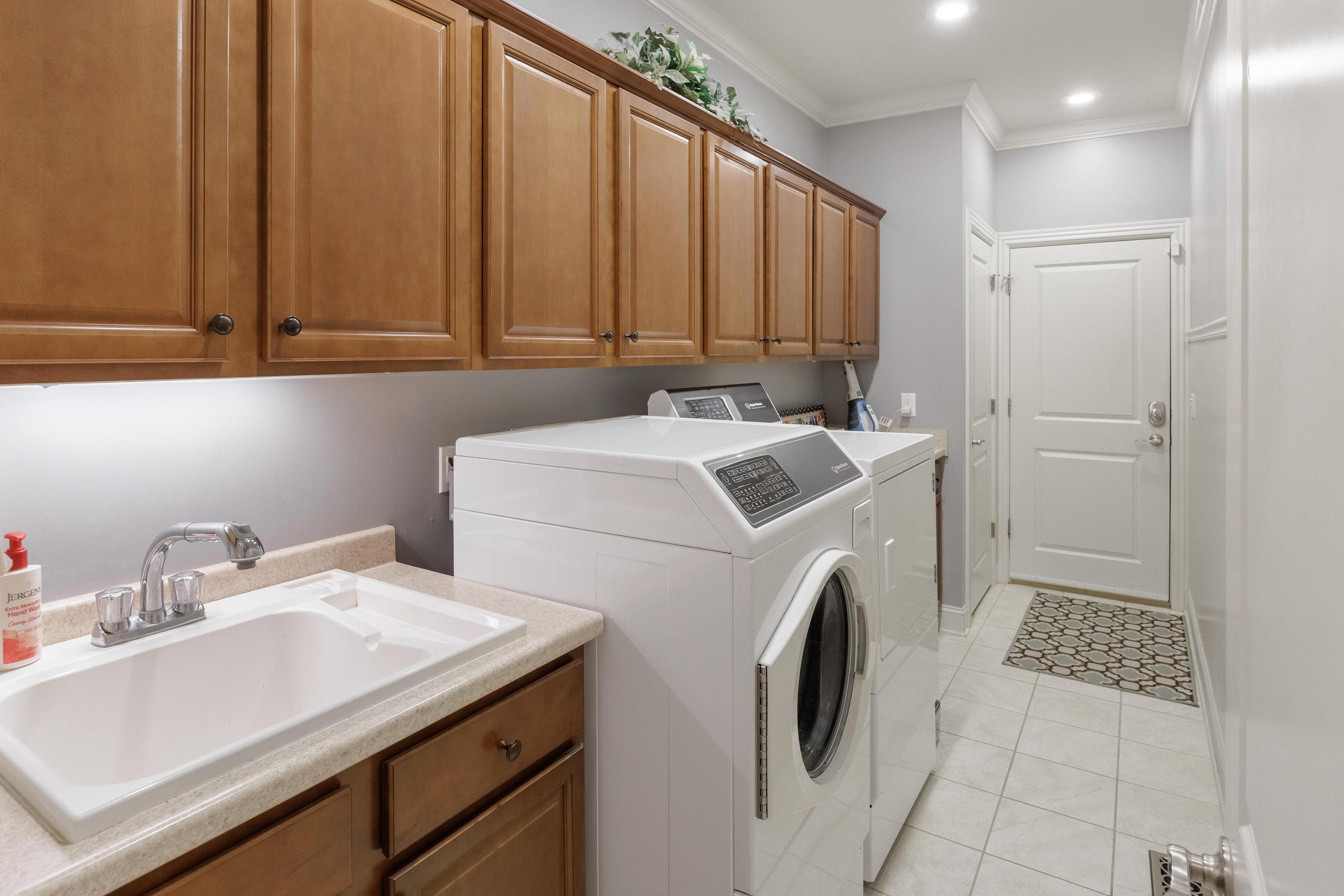 1875 Holden Farm Place