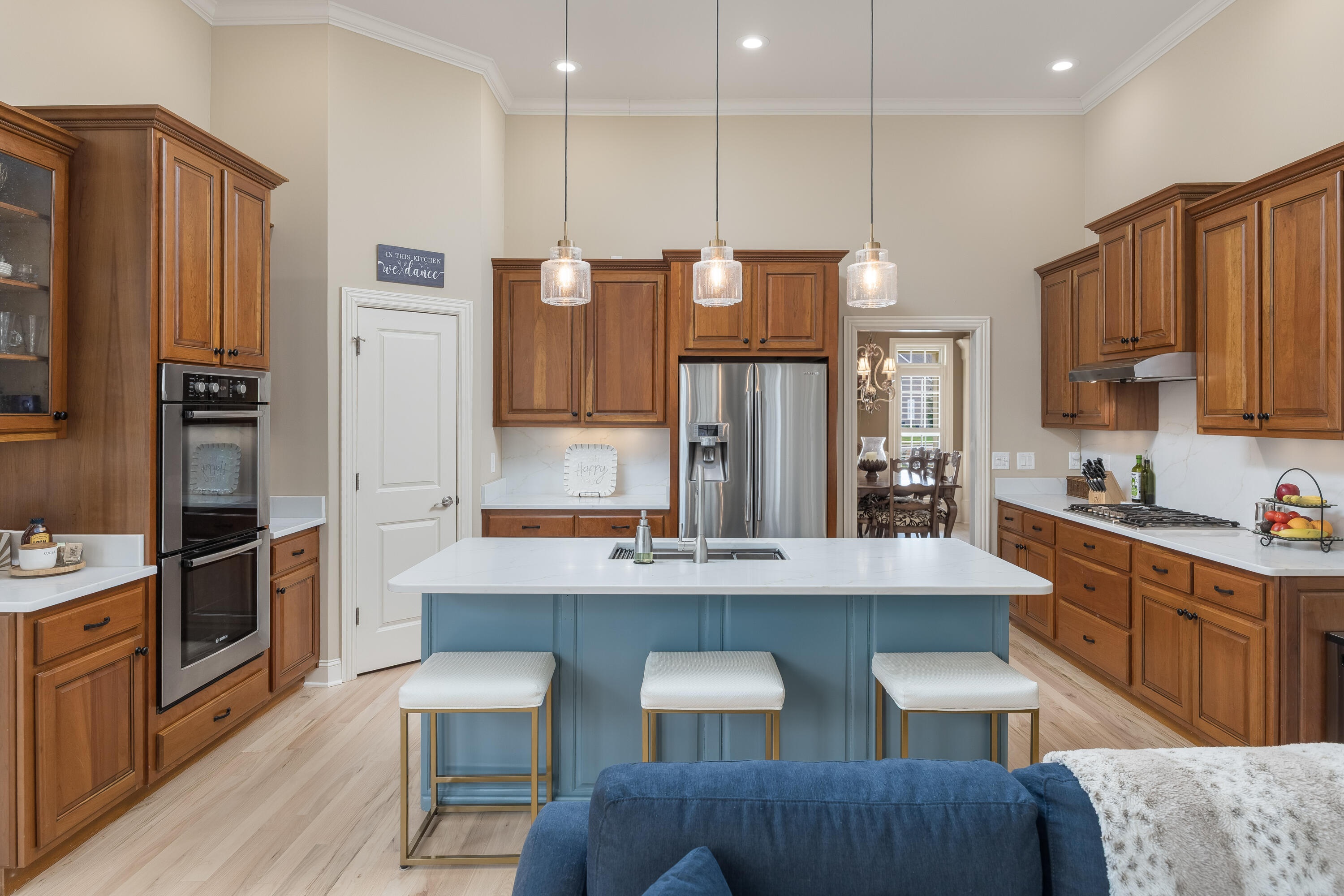 1875 Holden Farm Place