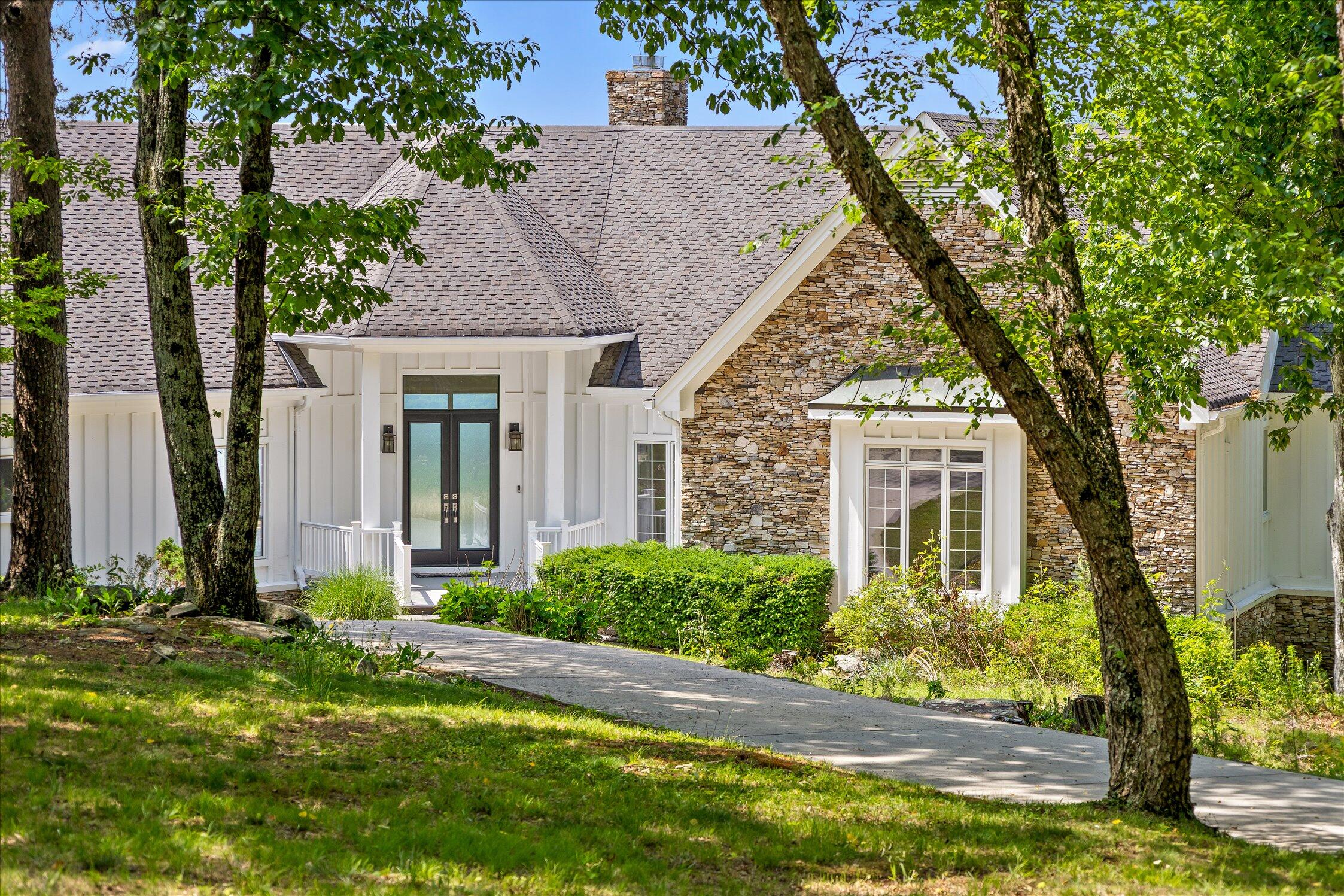 921 Rose Marie Court