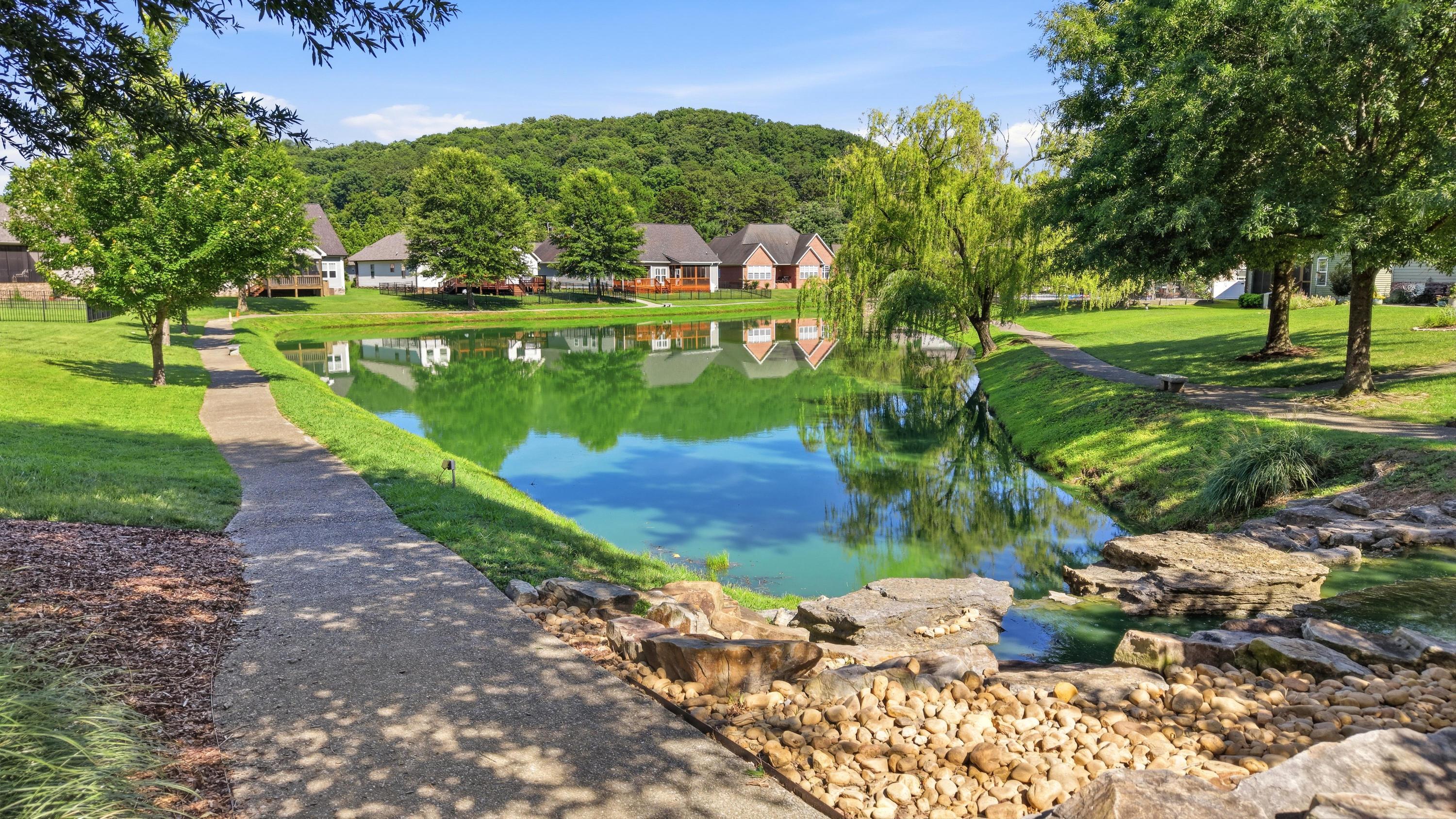 3499 Willow Lake Circle